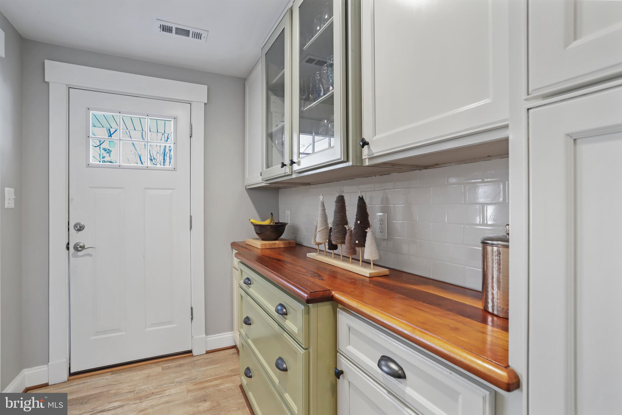 MEADOWBROOK ESTATES - Residential