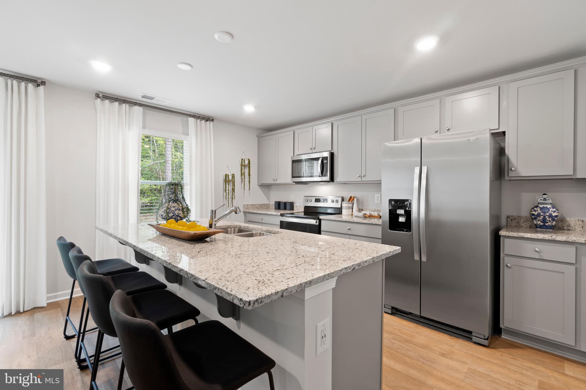 COYOTE RUN - Residential