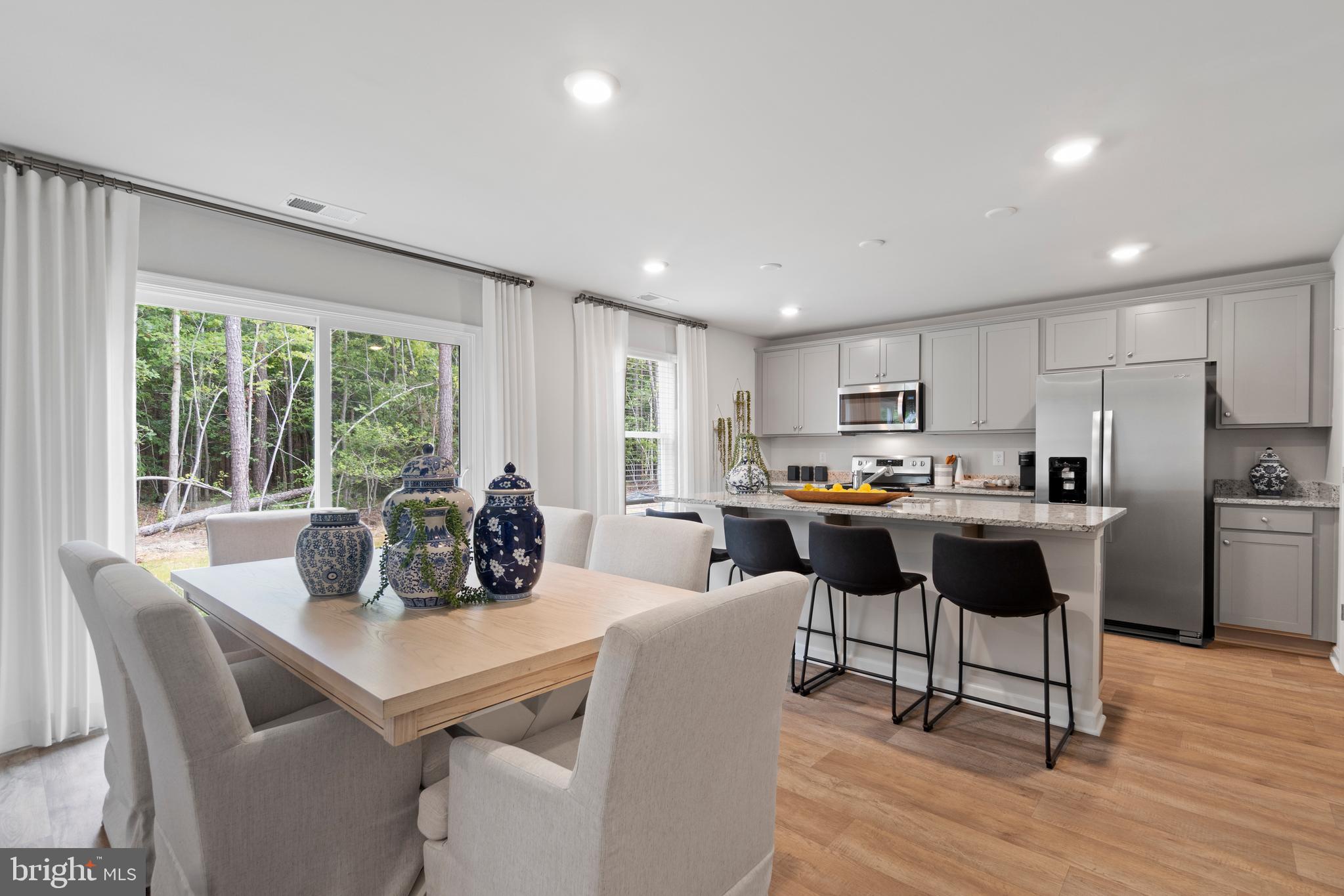 COYOTE RUN - Residential