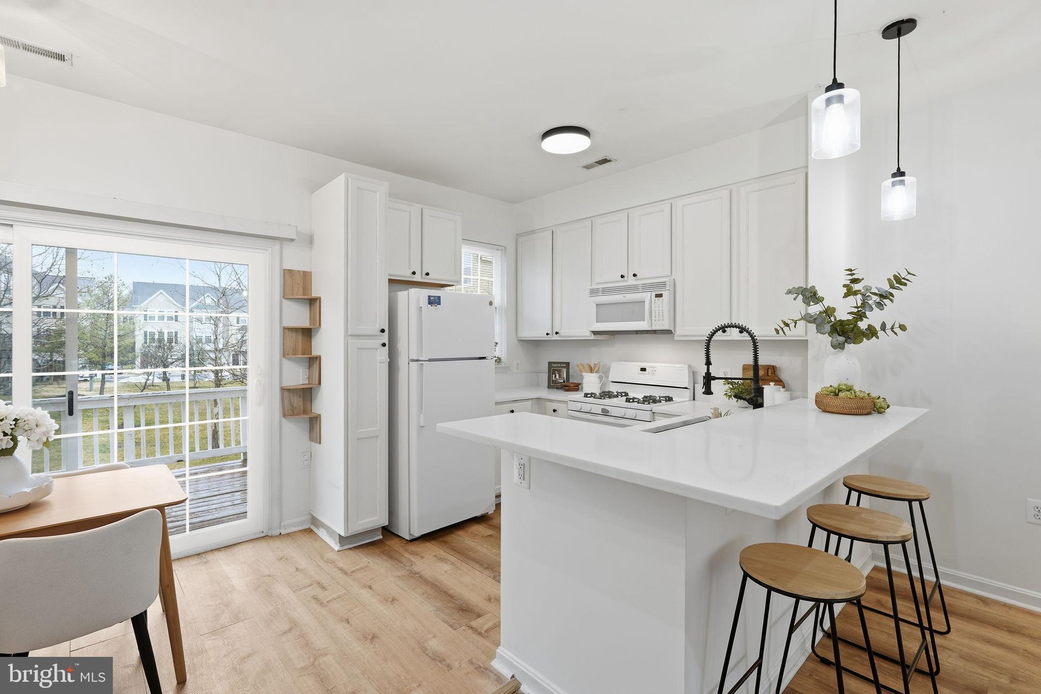 PARKSIDE AT DULLES - Residential