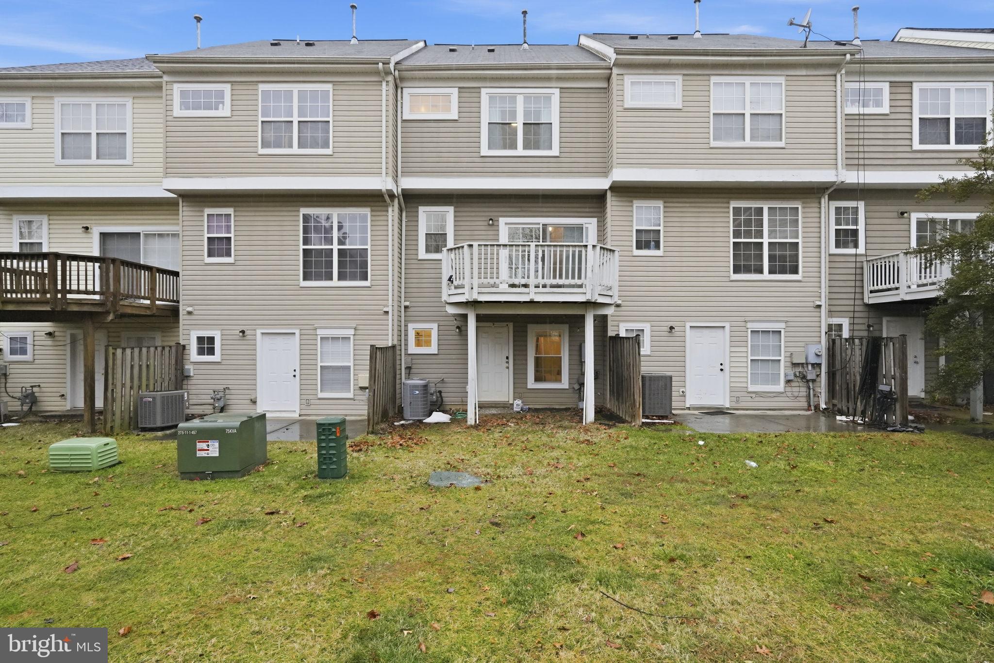 PARKSIDE AT DULLES - Residential