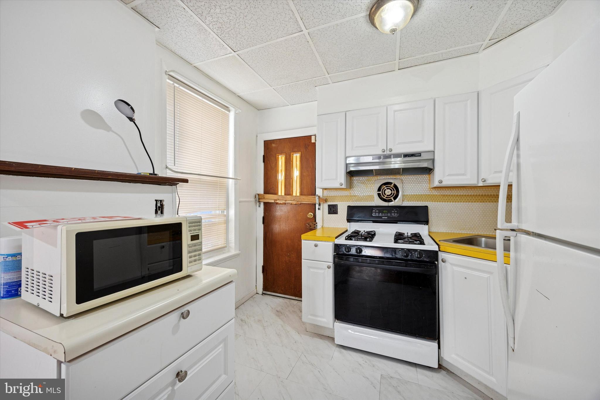 ELMWOOD PARK - Residential