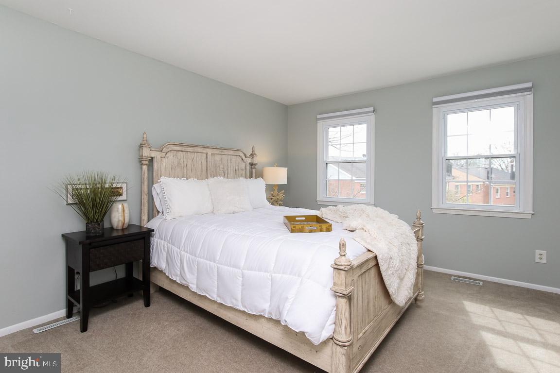 RAVENVIEW - Residential