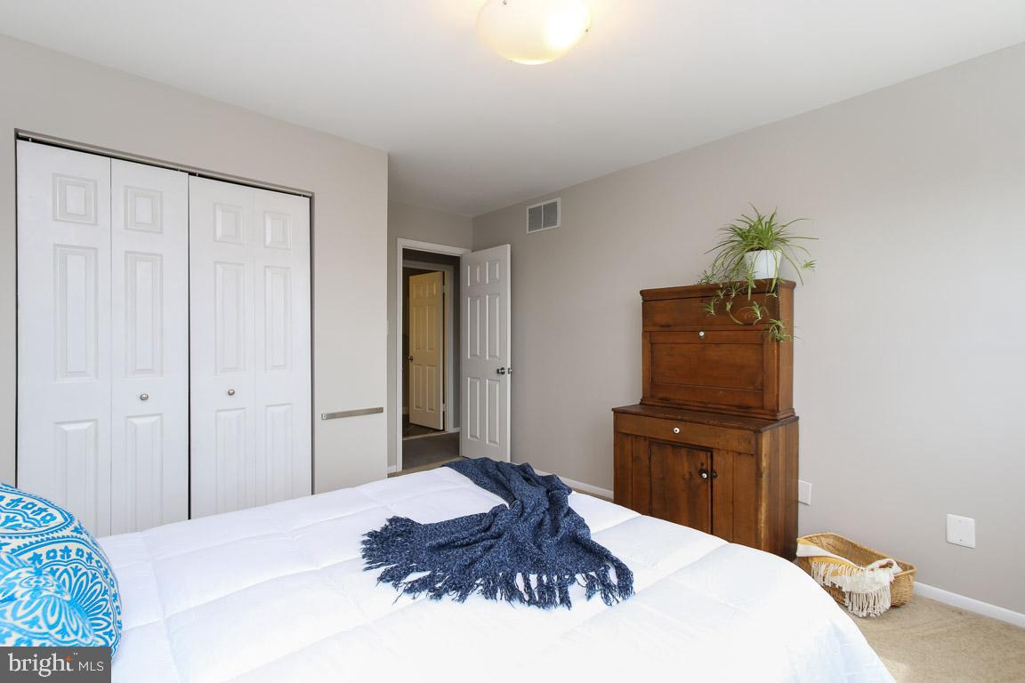 RAVENVIEW - Residential