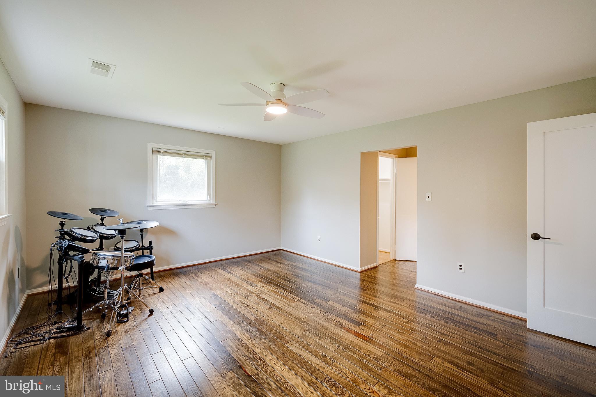 POTOMAC WOODS - Residential