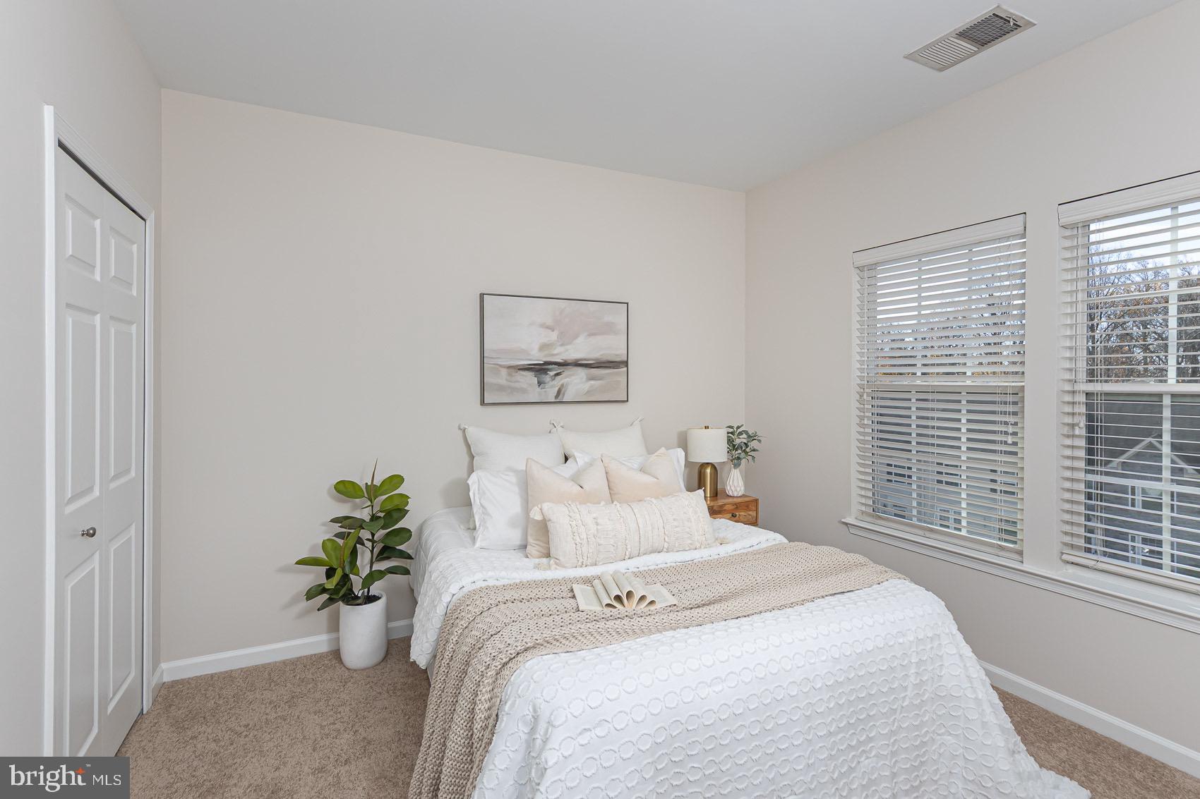 WYNDHOLME WOODS - Residential