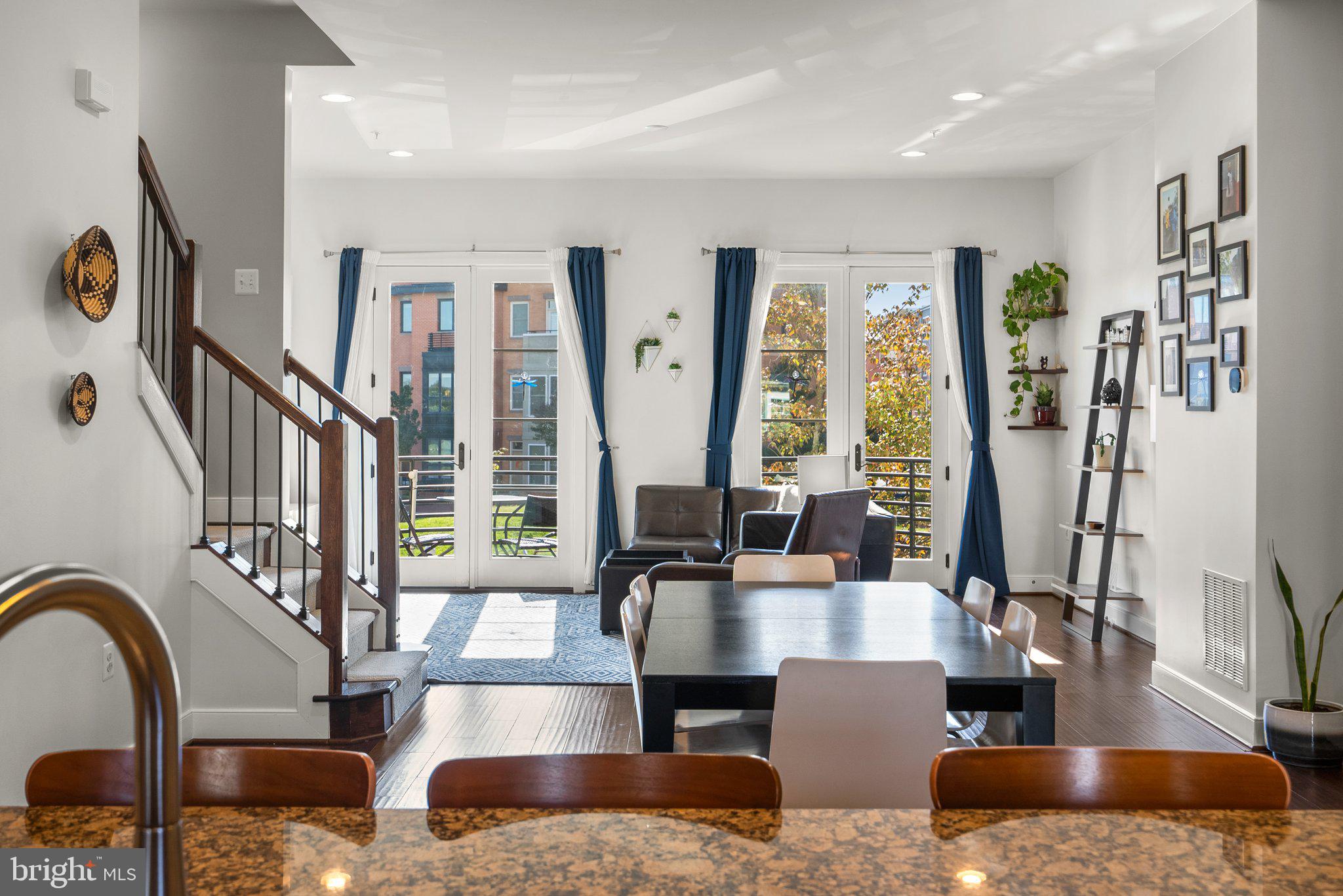 POTOMAC YARD - Residential Lease