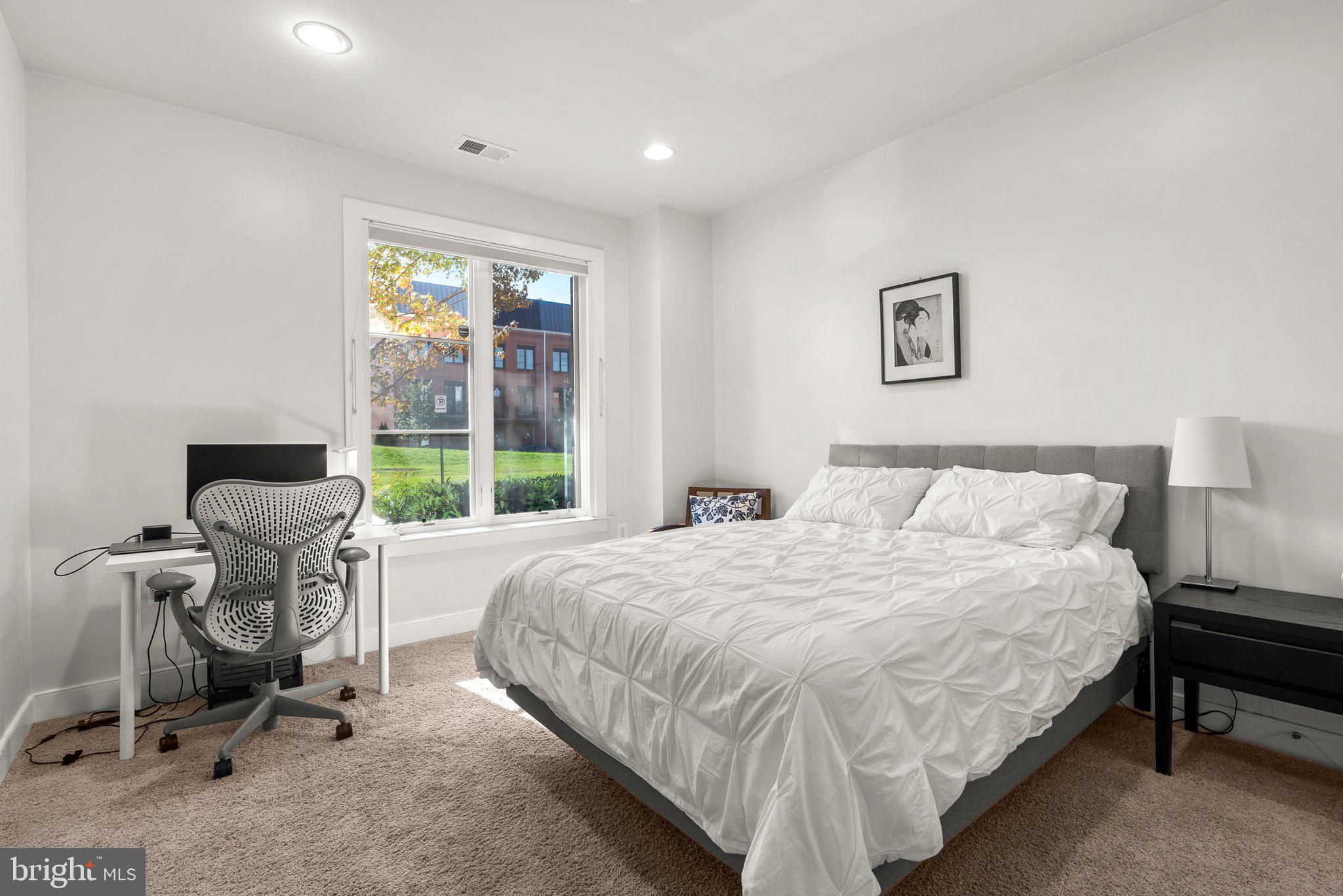 POTOMAC YARD - Residential Lease