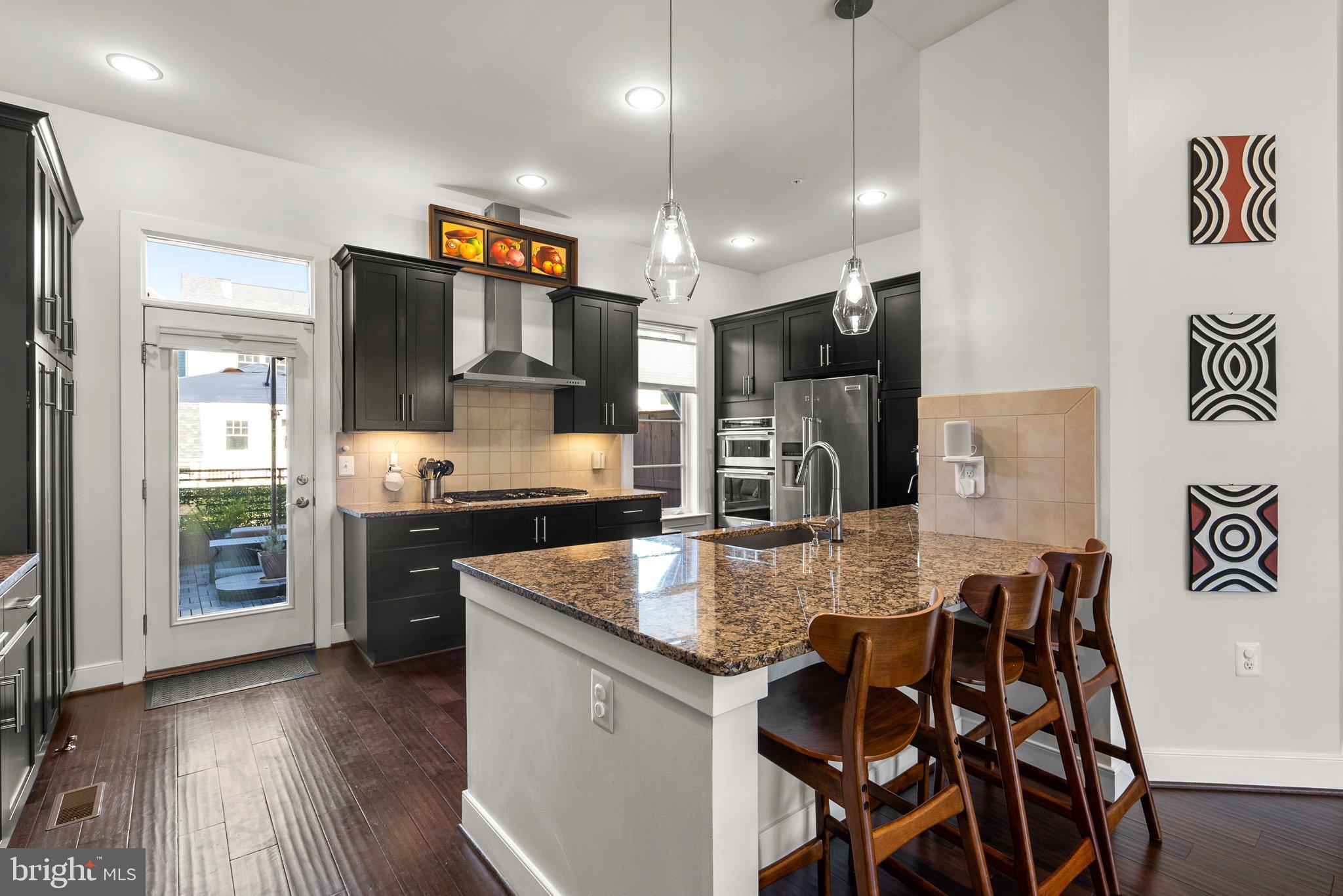 POTOMAC YARD - Residential Lease