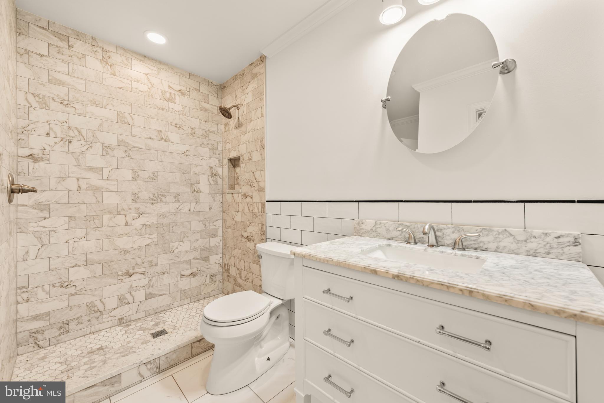 HASTINGS MARKETPLACE - Residential