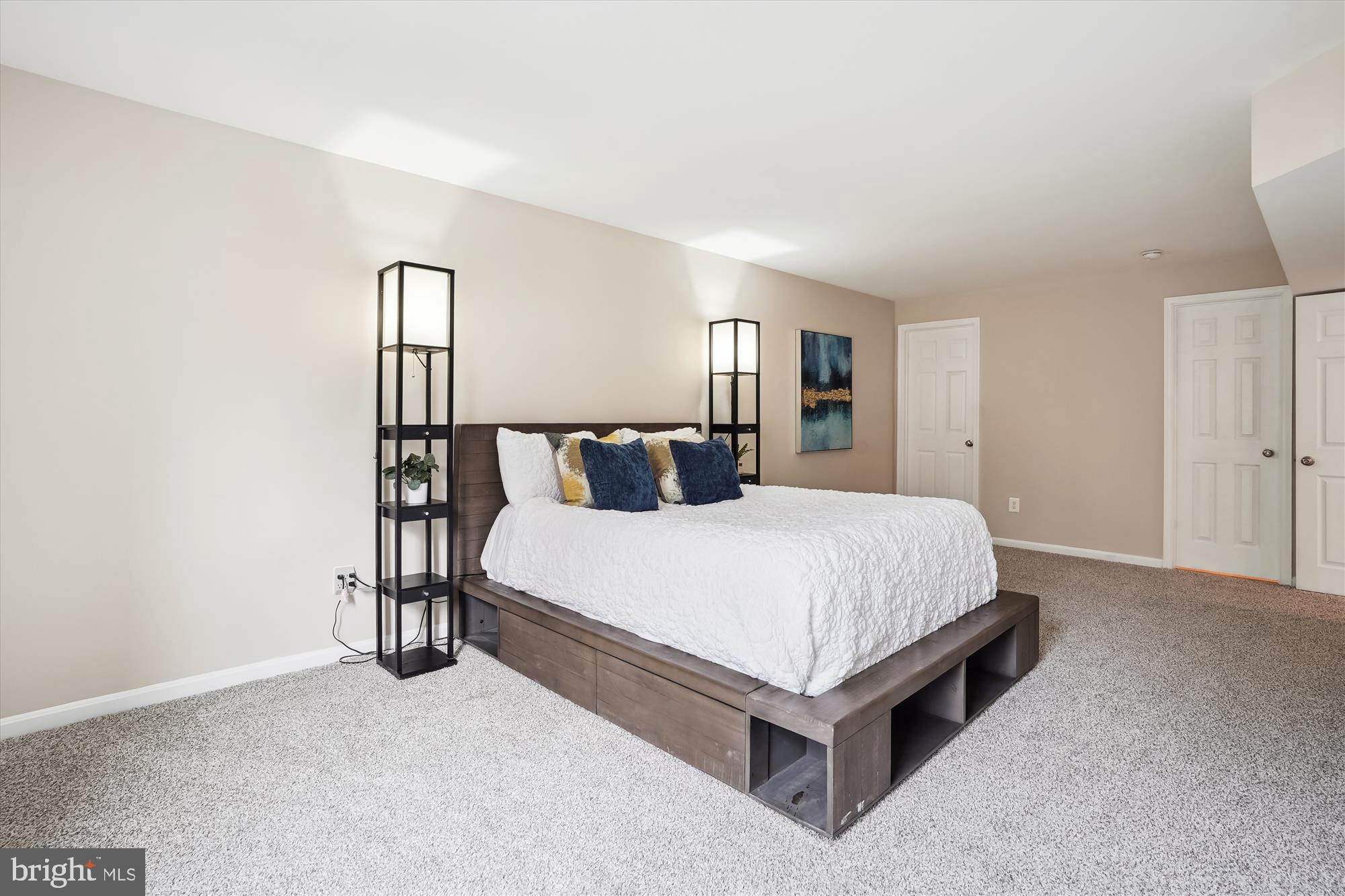 HOPEWELLS LANDING - Residential