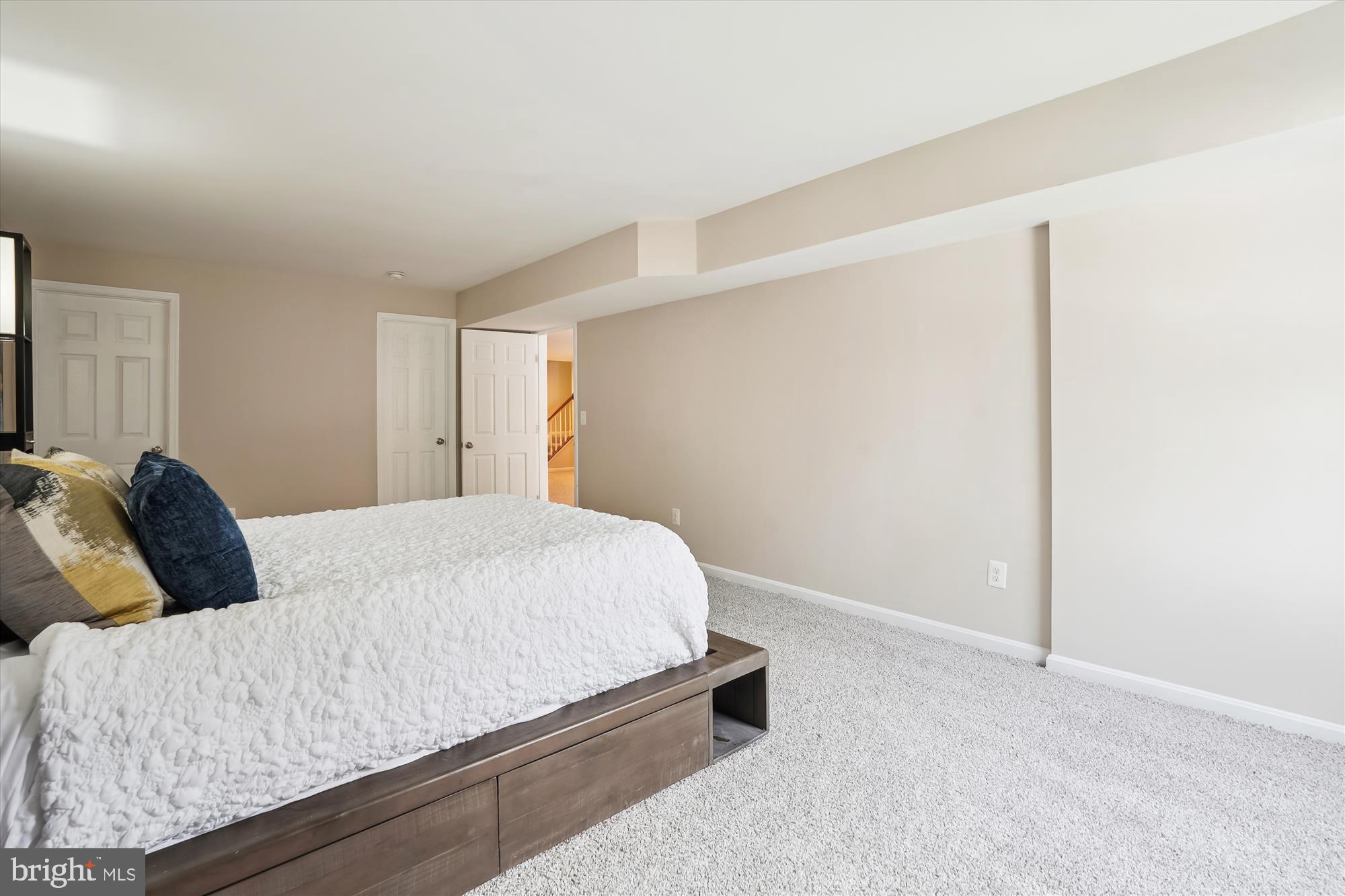 HOPEWELLS LANDING - Residential