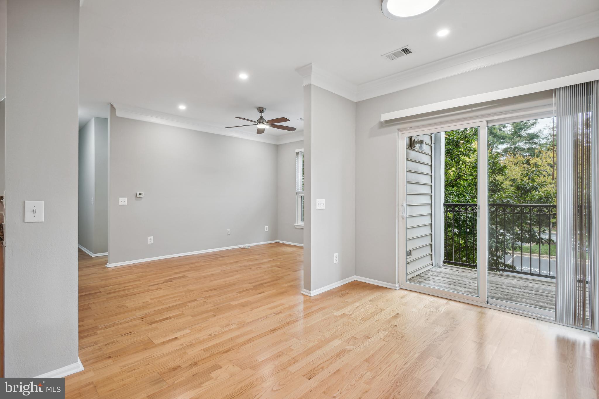 GATES OF MCLEAN - Residential