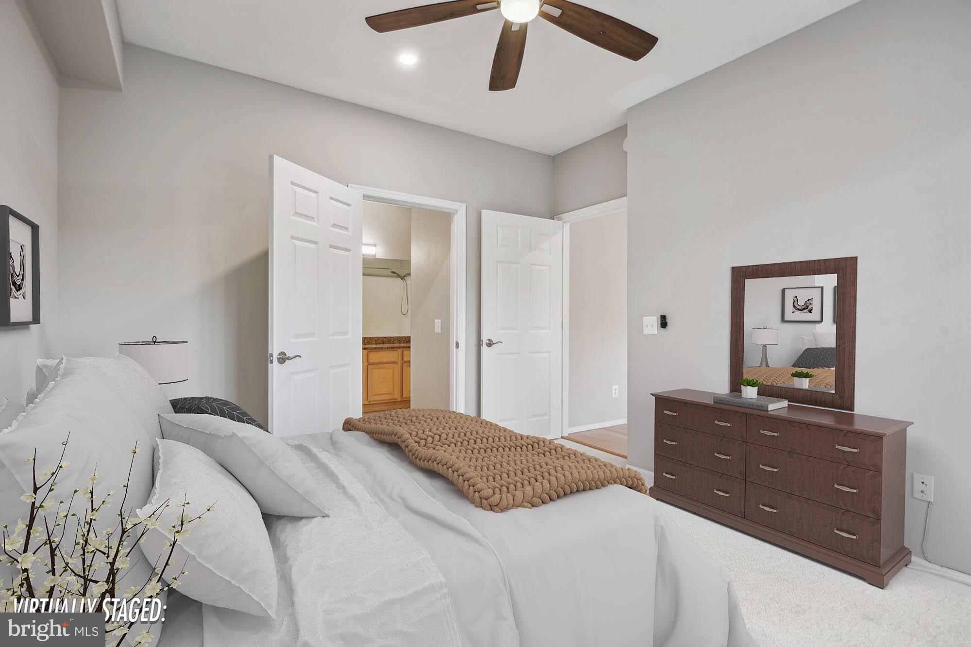 GATES OF MCLEAN - Residential