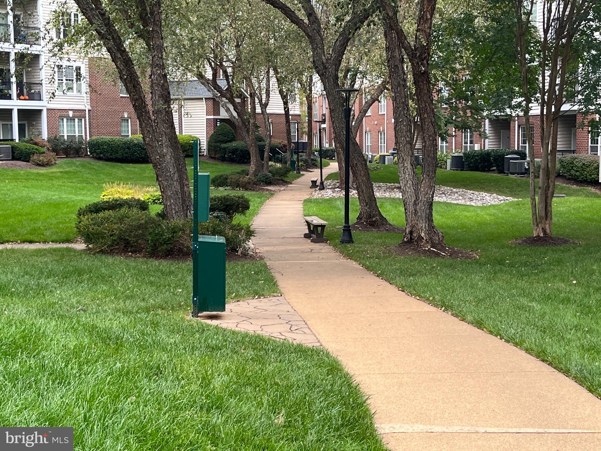 GATES OF MCLEAN - Residential