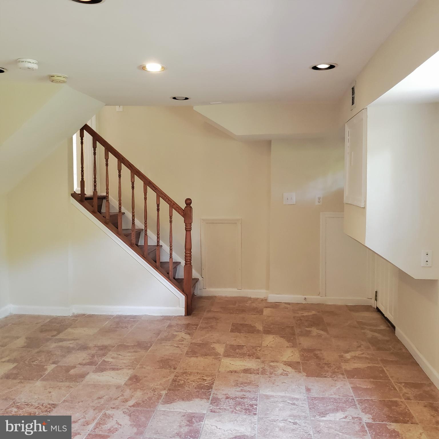 TWINBROOK FOREST - Residential Lease