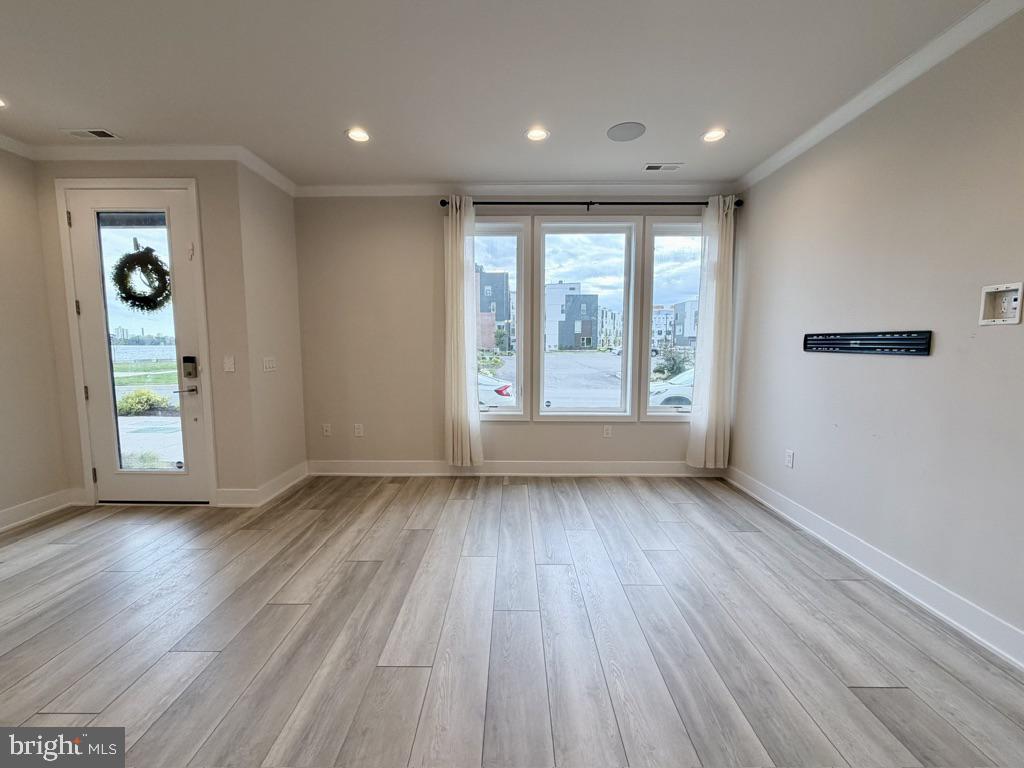 3100 SCHIRRA LANE 120