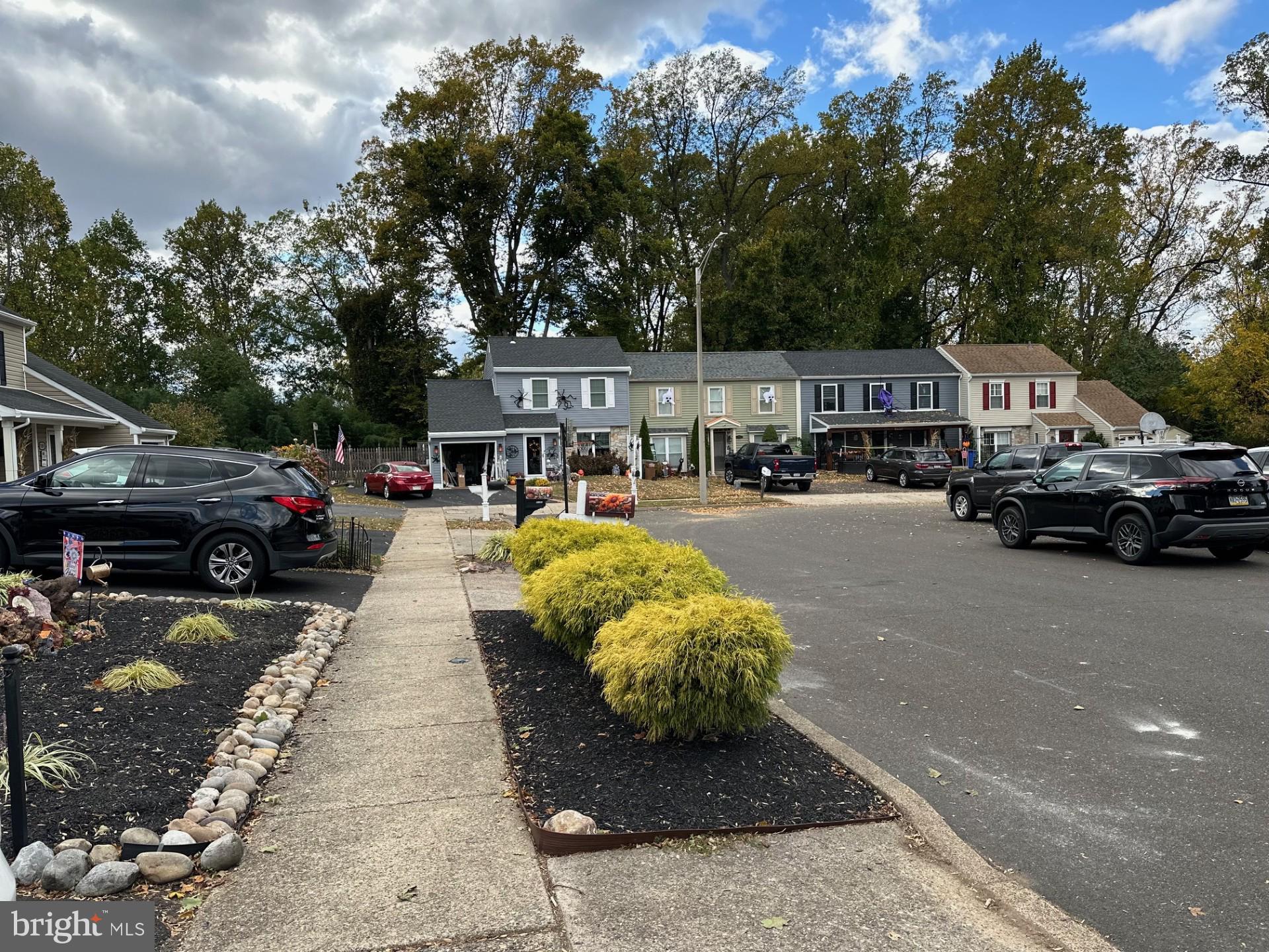 NESHAMINY VALLEY - Residential