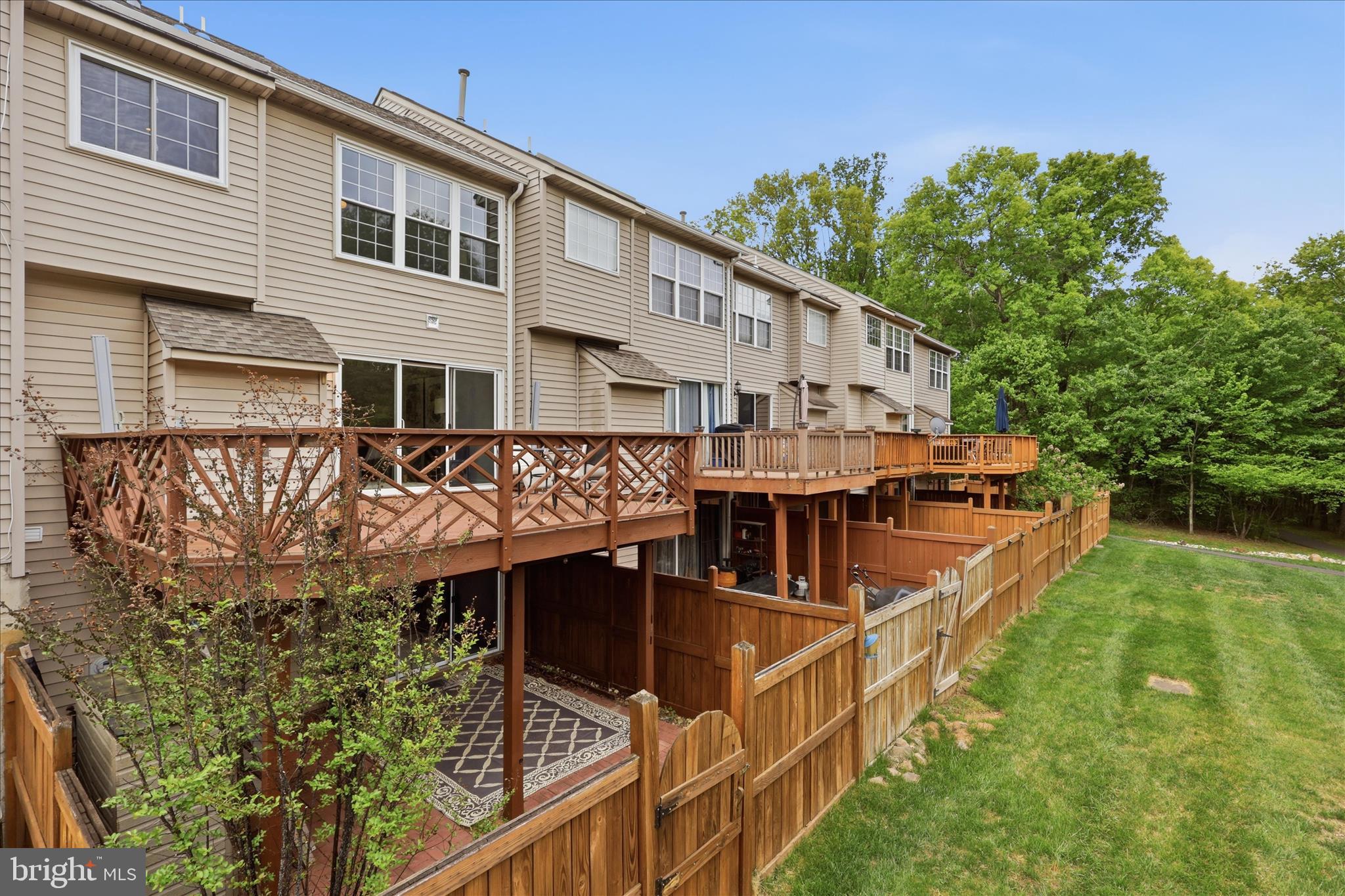 CENTREVILLE GREEN - Residential