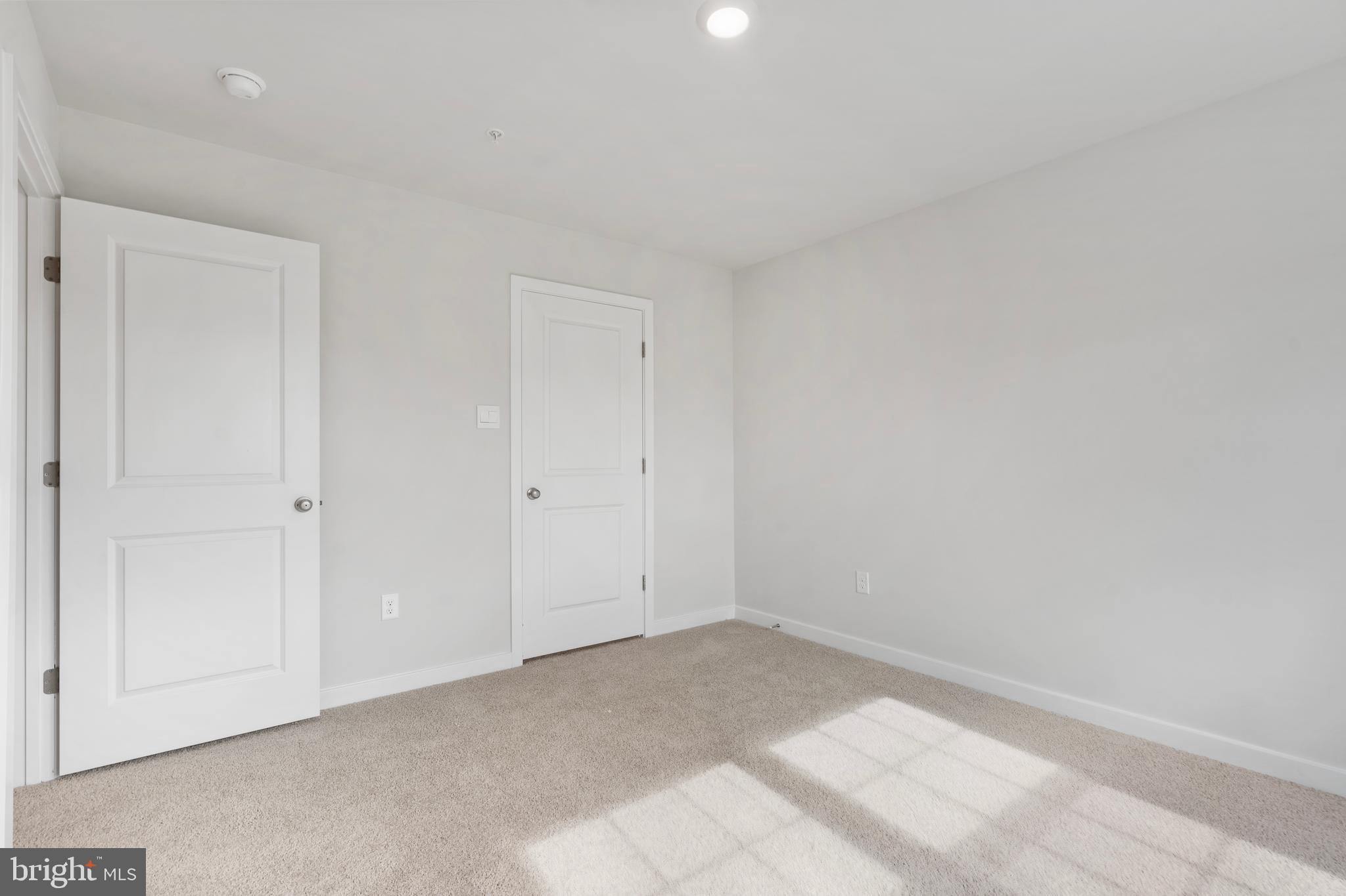 WOODYARD STATION - Residential Lease