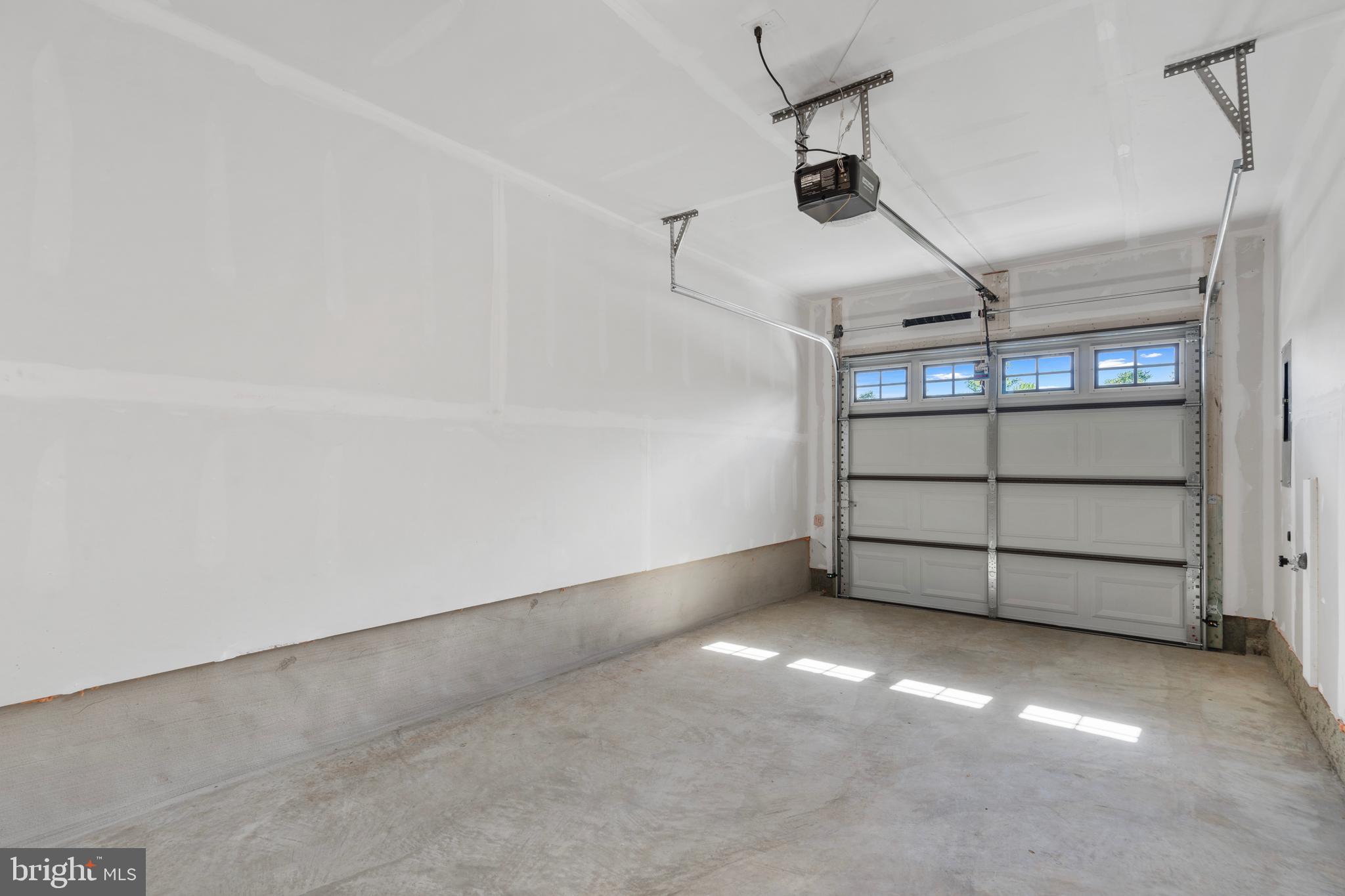 WOODYARD STATION - Residential Lease