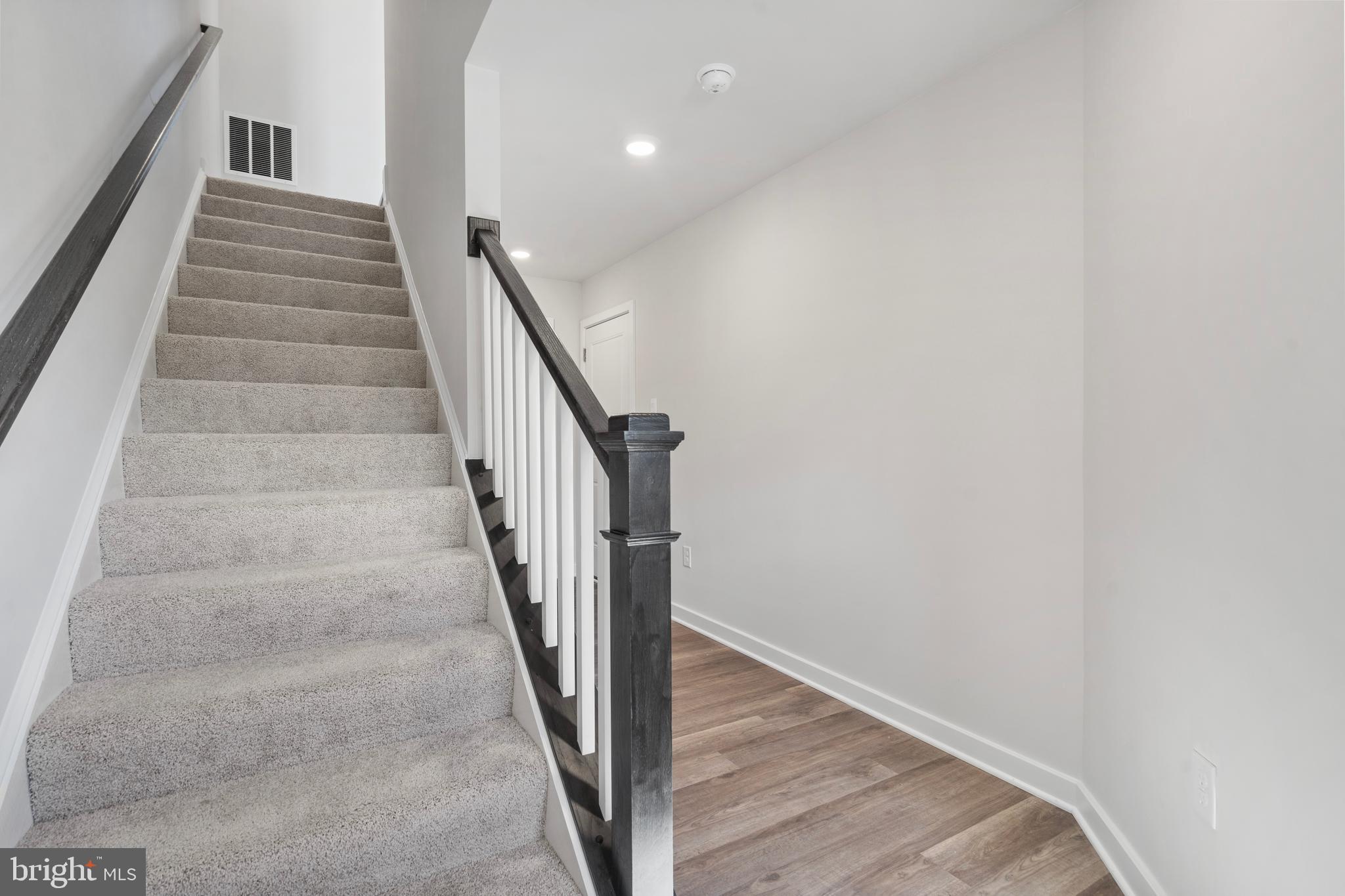 WOODYARD STATION - Residential Lease