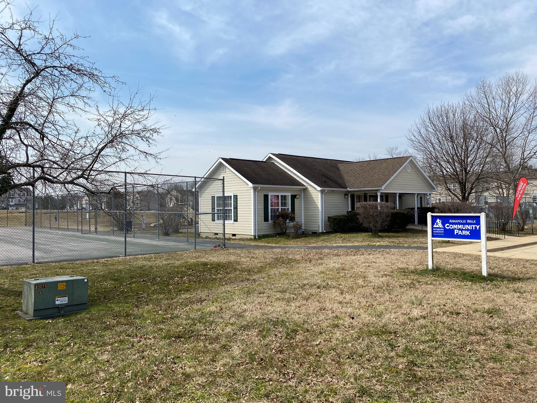 ANNAPOLIS WALK - Residential