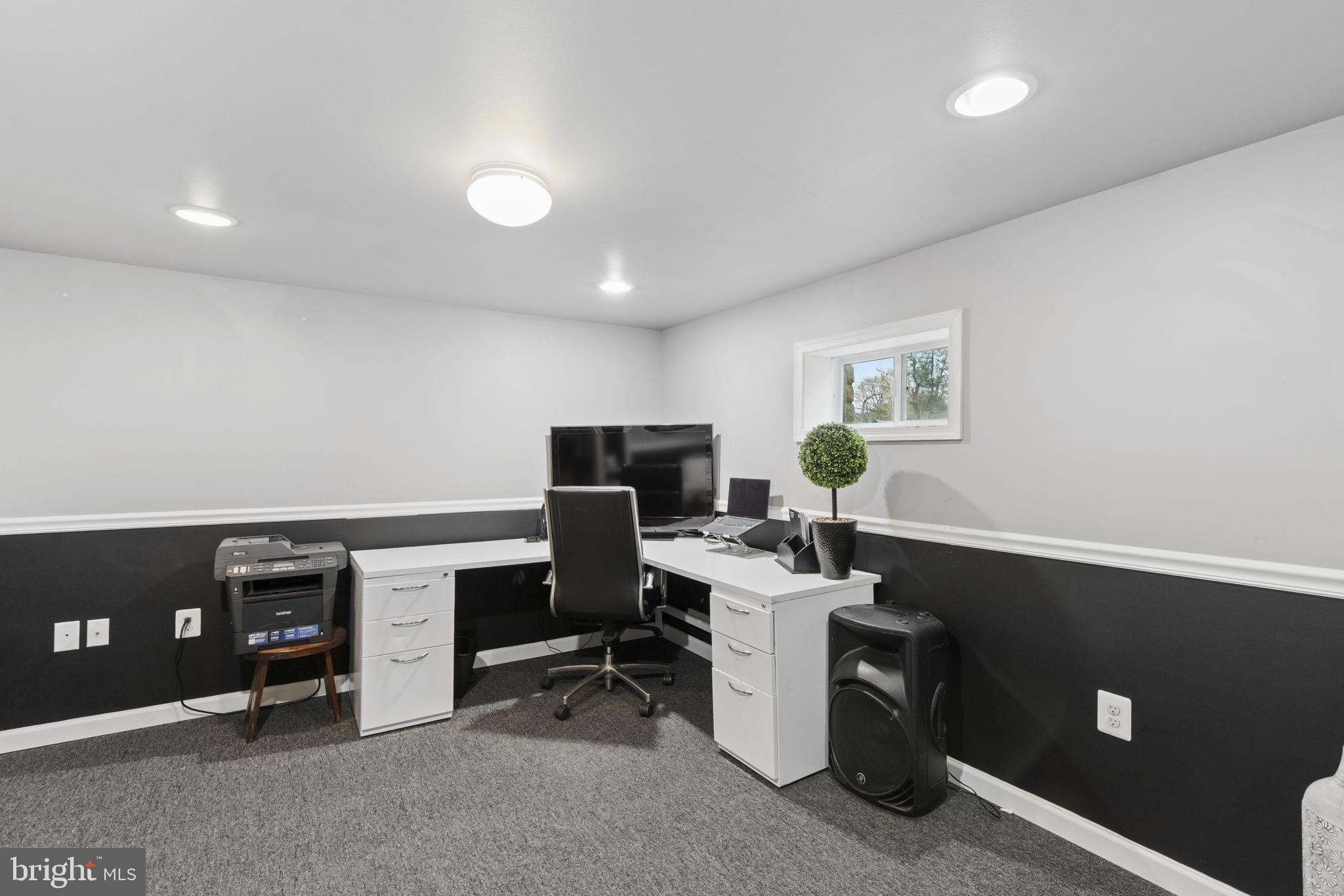 PINE HAVEN - Residential