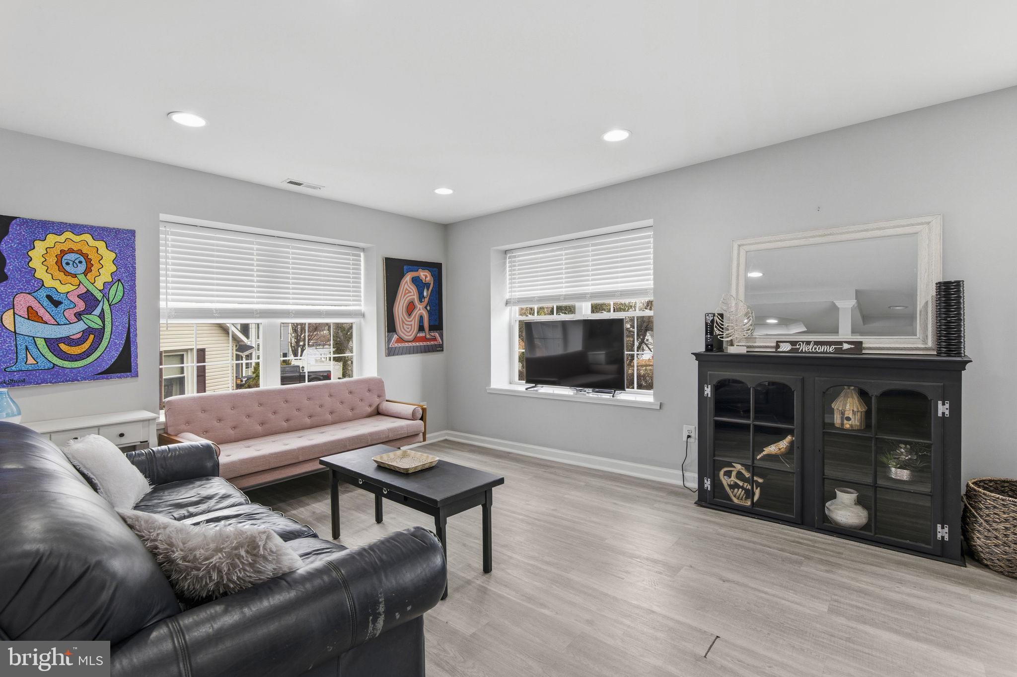 PINE HAVEN - Residential