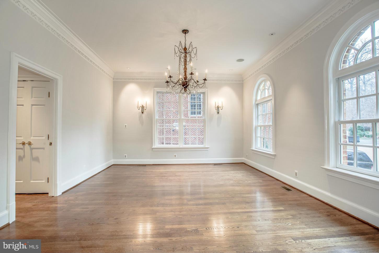 GEORGETOWN - Residential
