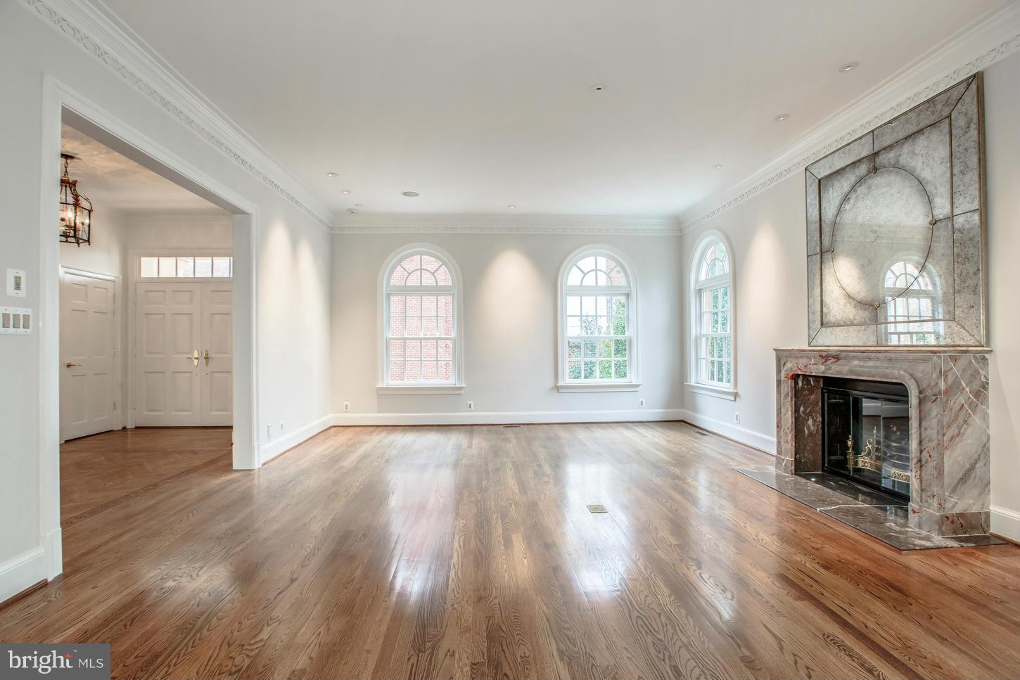 GEORGETOWN - Residential