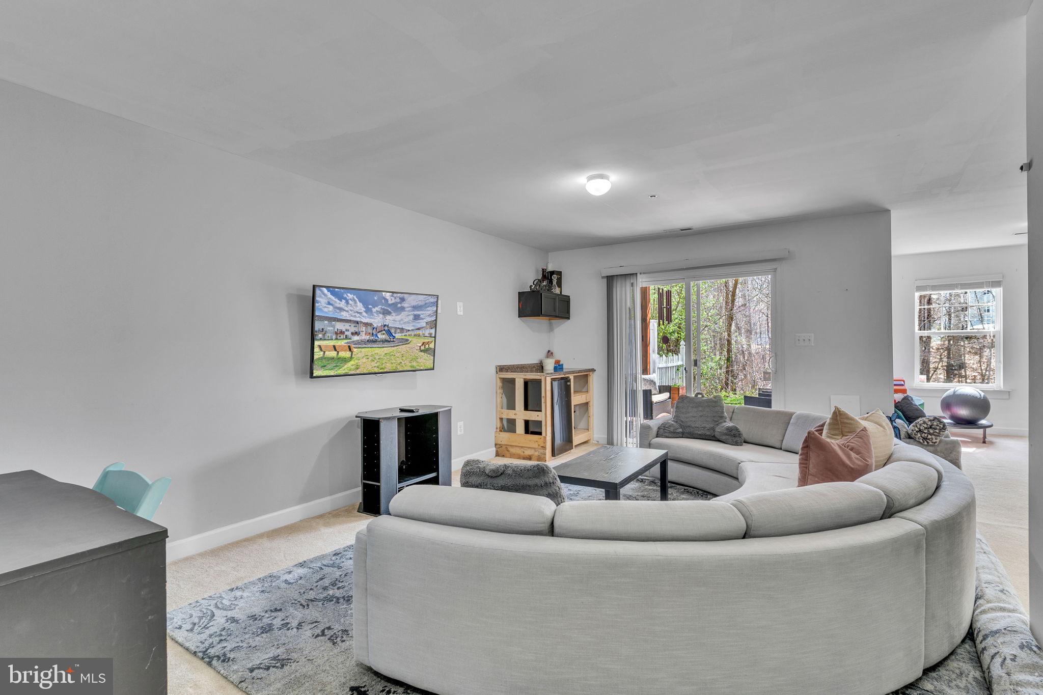 OAK TREE LANDING - Residential