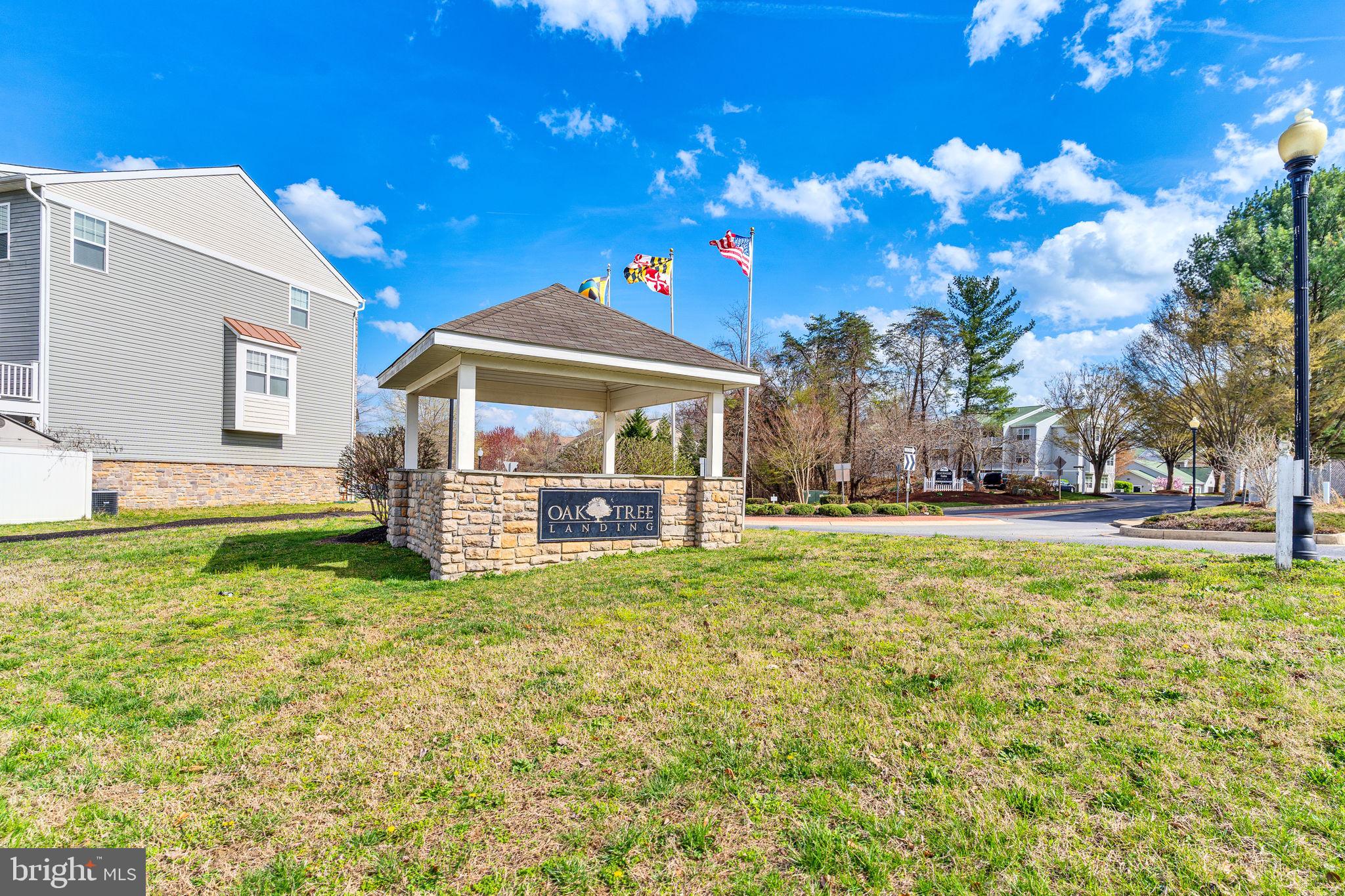 OAK TREE LANDING - Residential