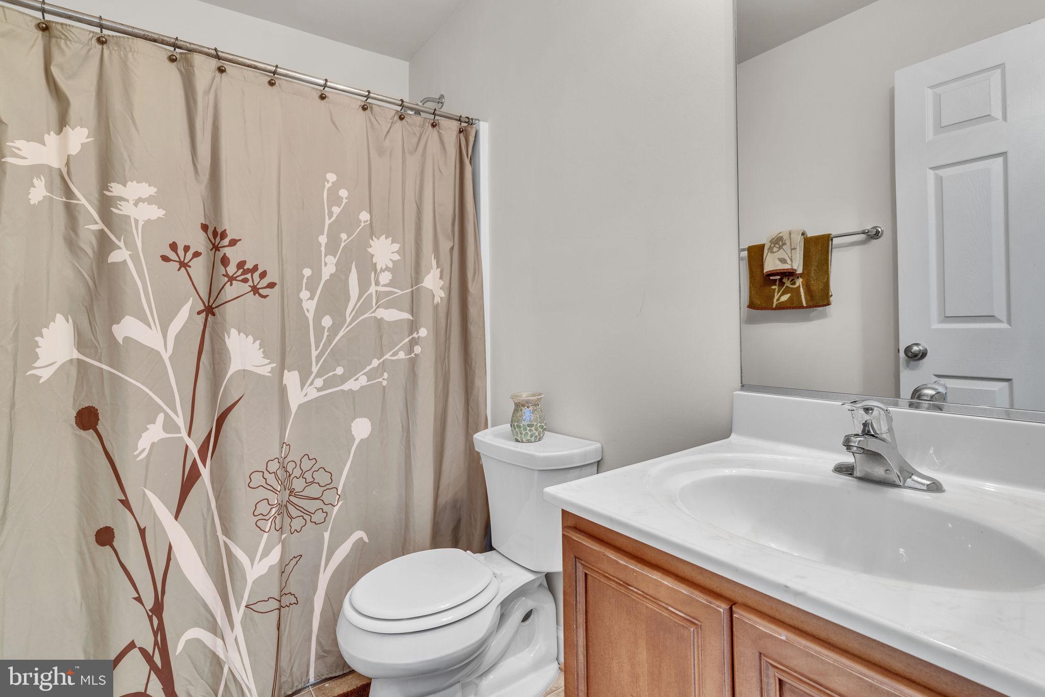 OAK TREE LANDING - Residential