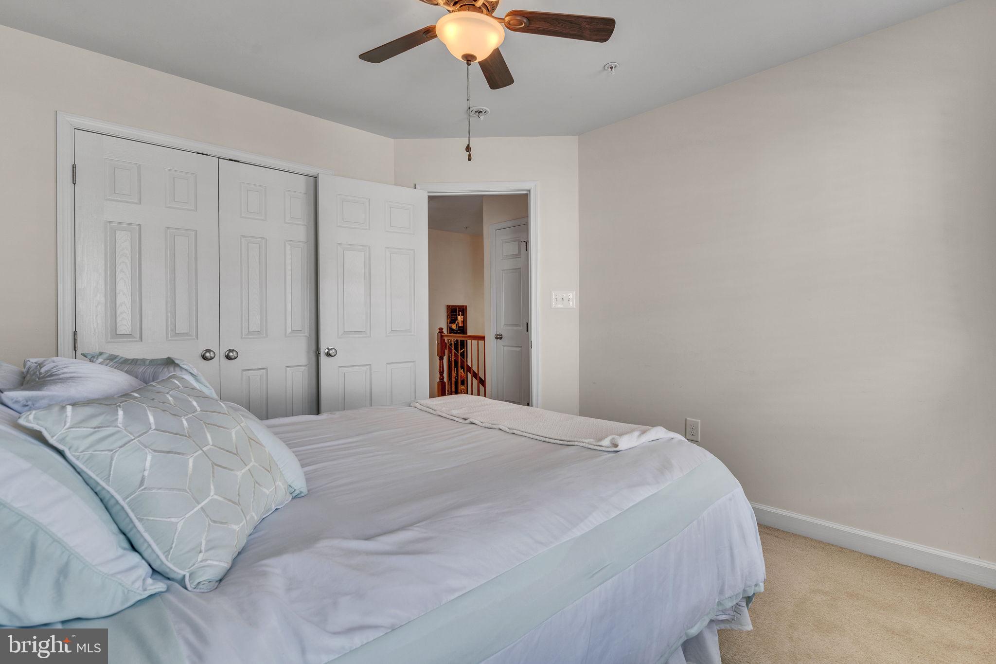 OAK TREE LANDING - Residential