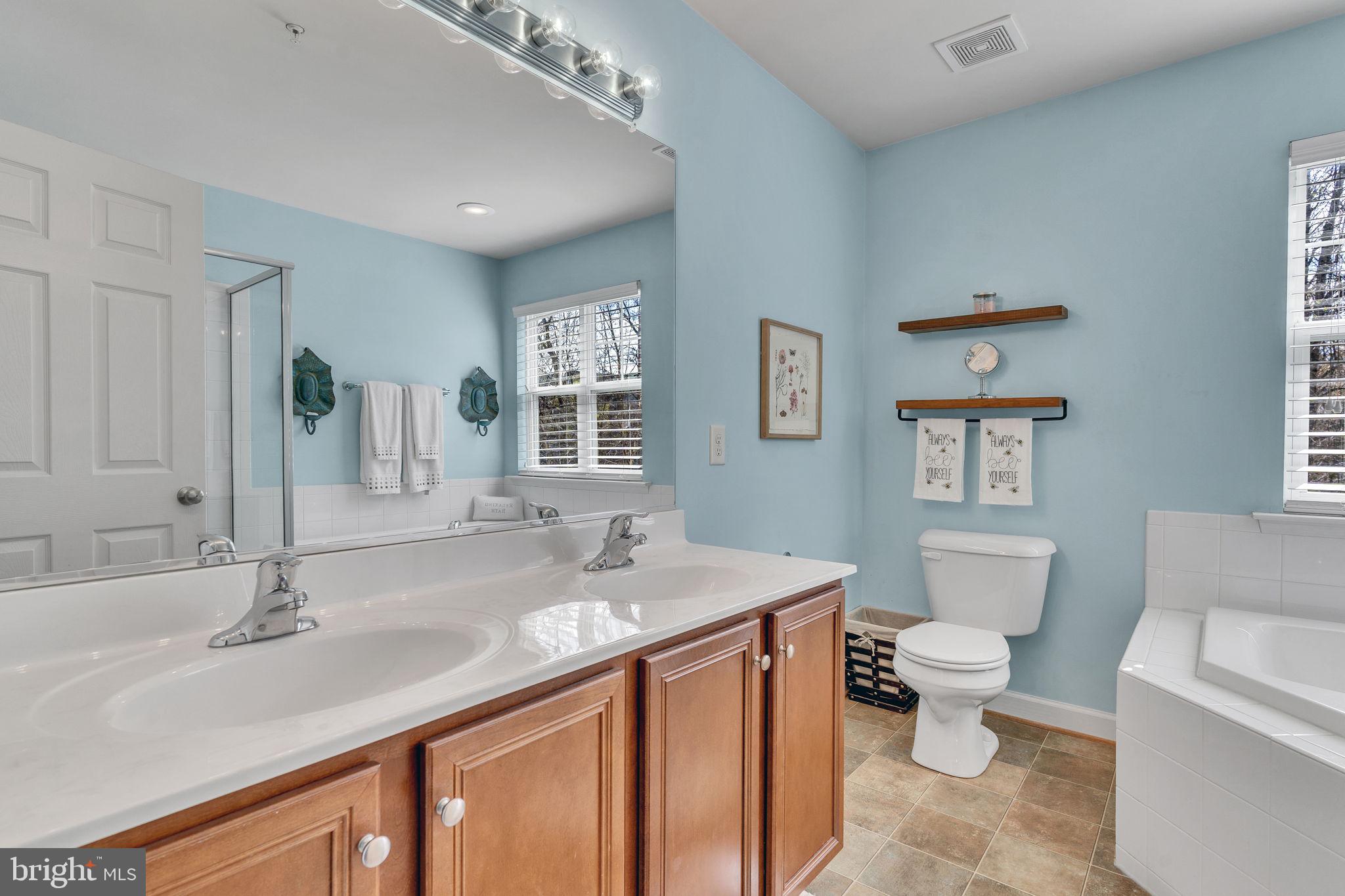 OAK TREE LANDING - Residential