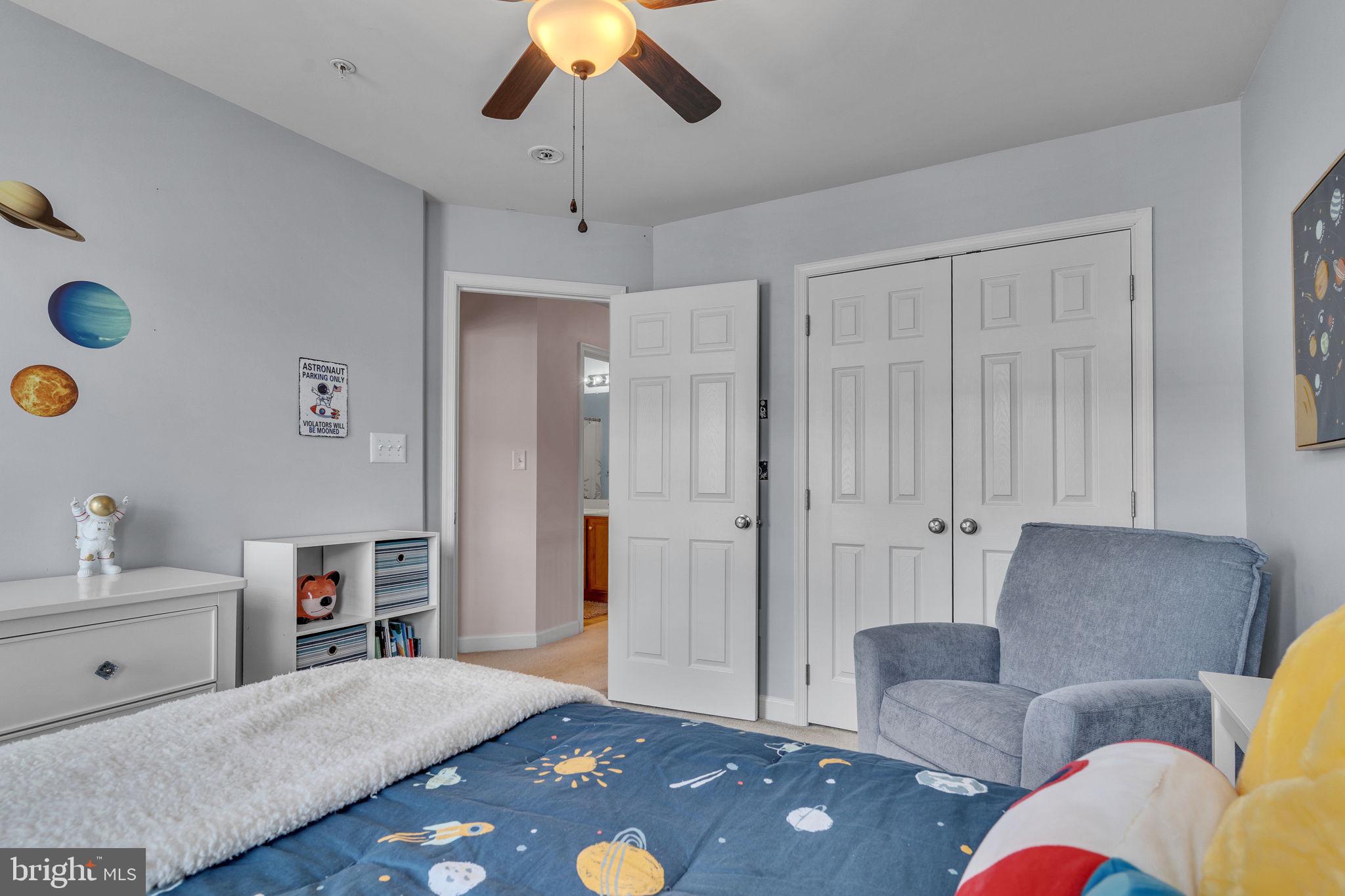 OAK TREE LANDING - Residential