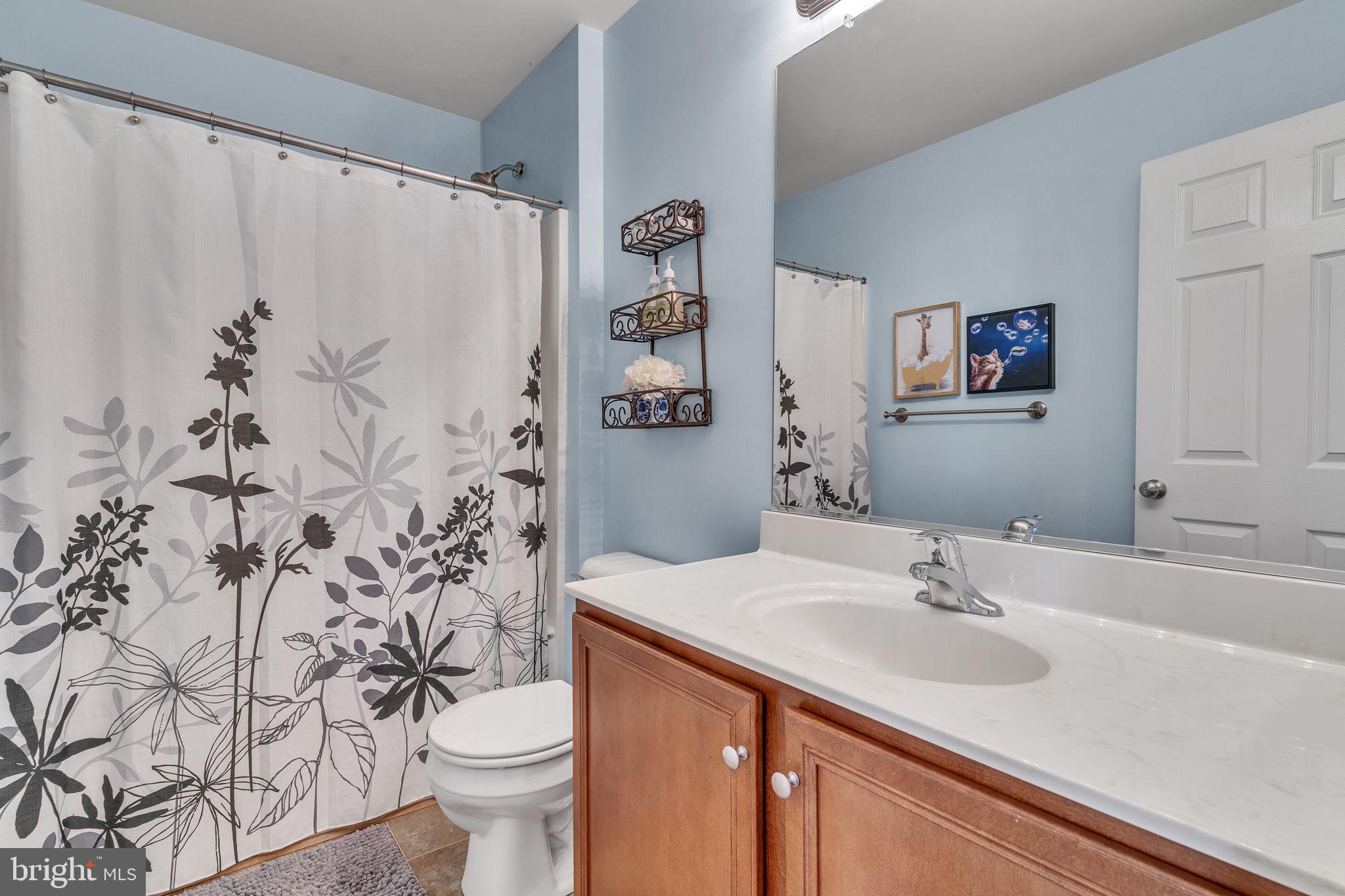 OAK TREE LANDING - Residential