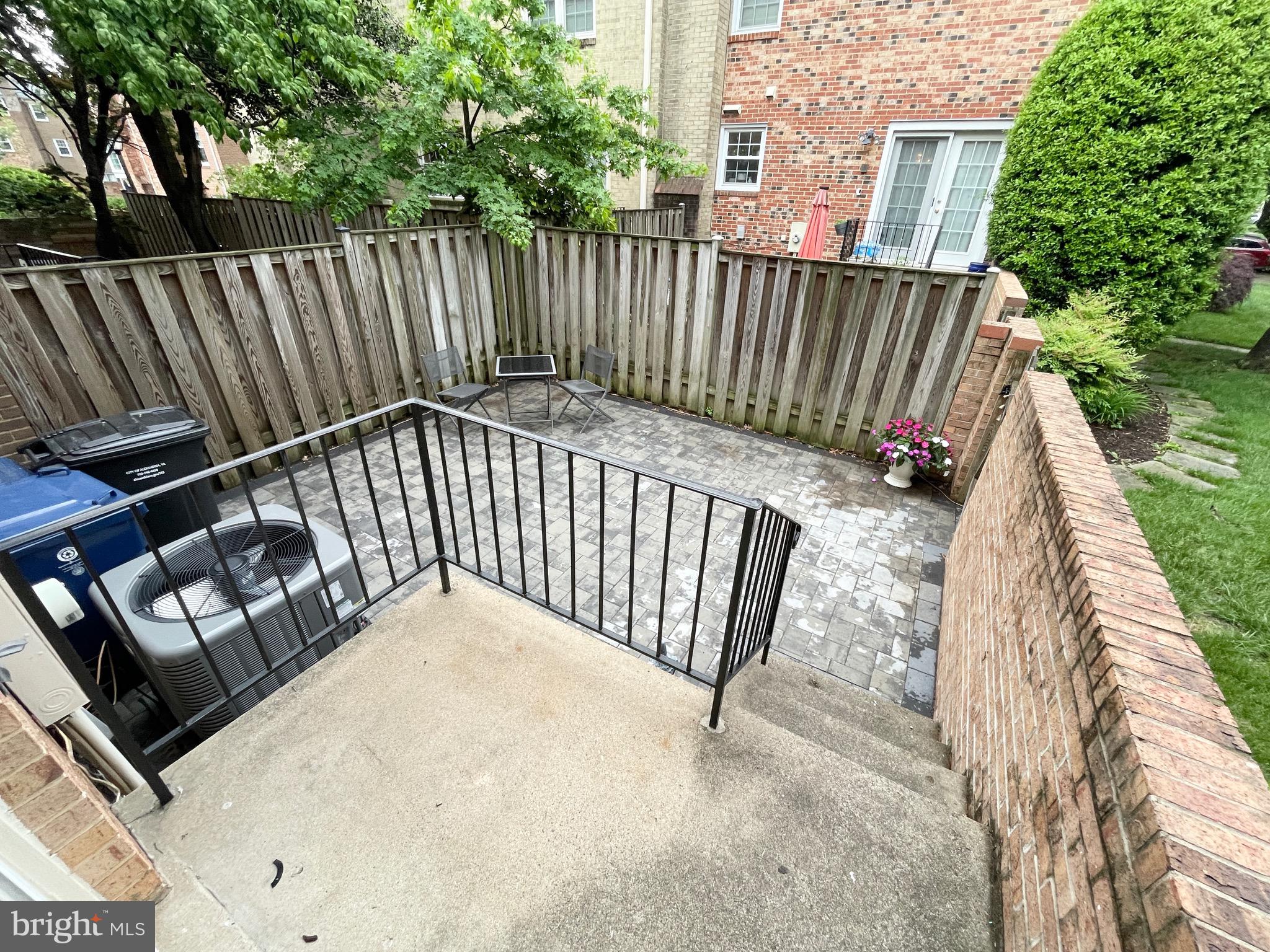 SEMINARY HEIGHTS - Residential