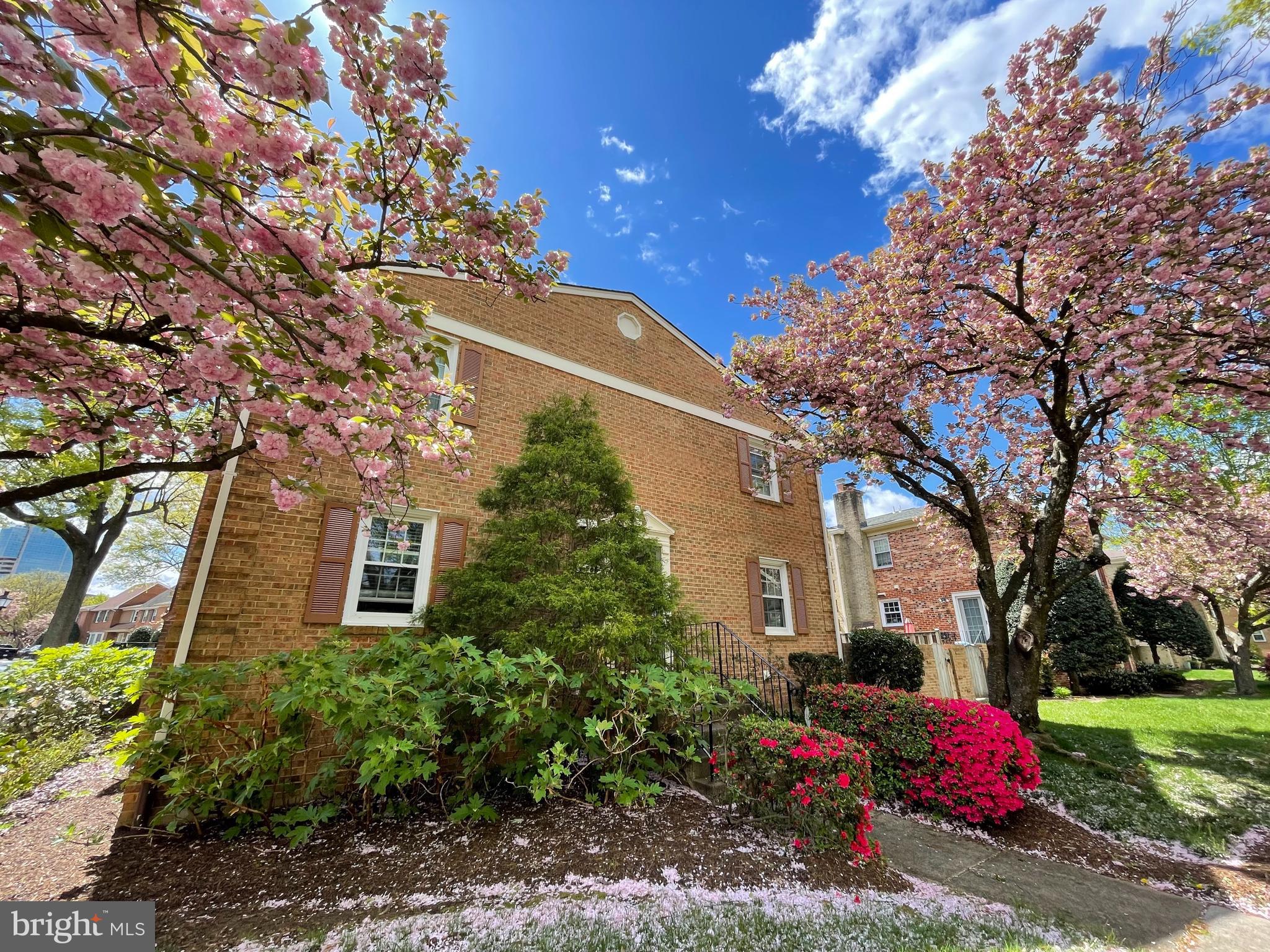 SEMINARY HEIGHTS - Residential