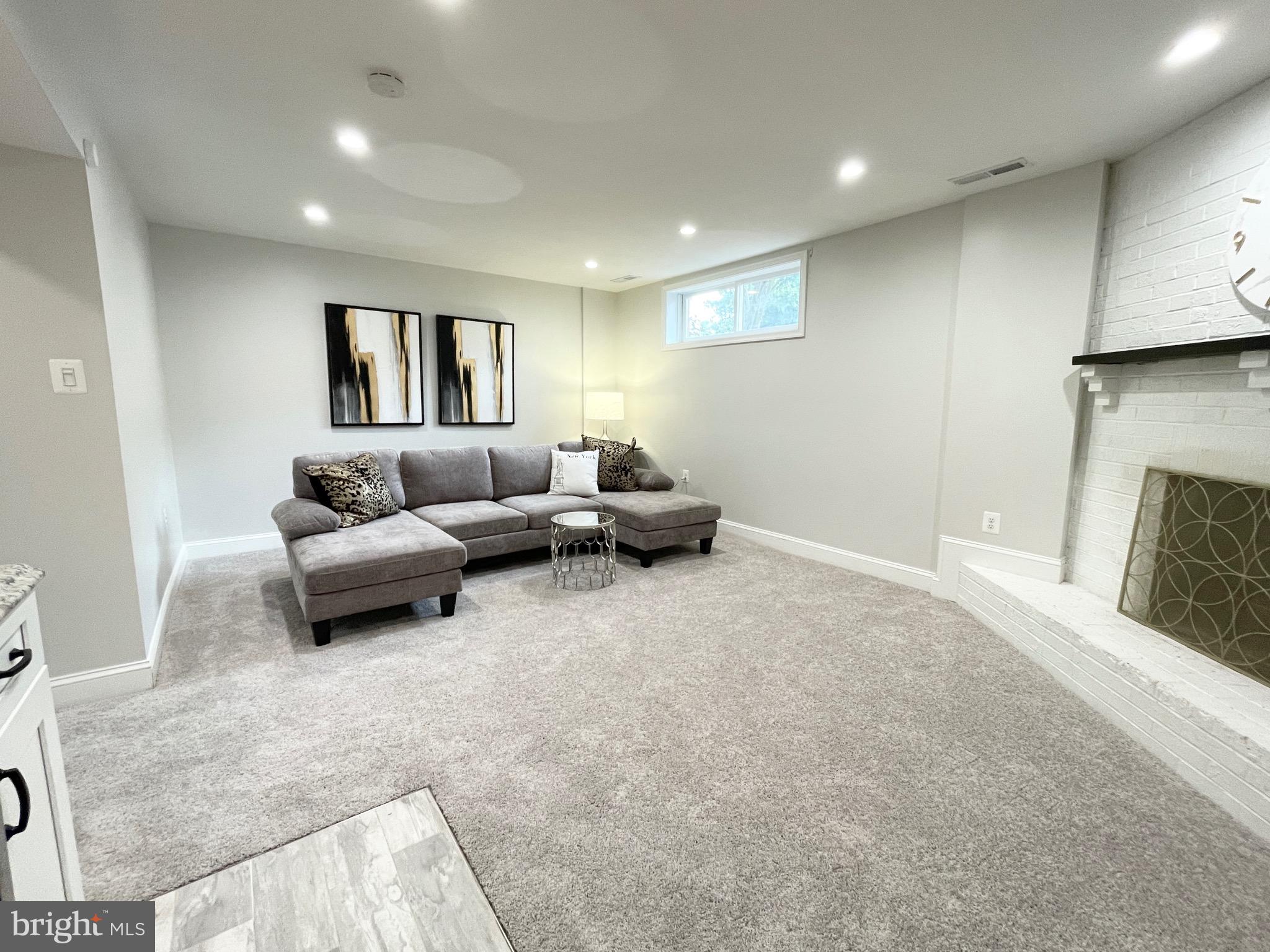 SEMINARY HEIGHTS - Residential