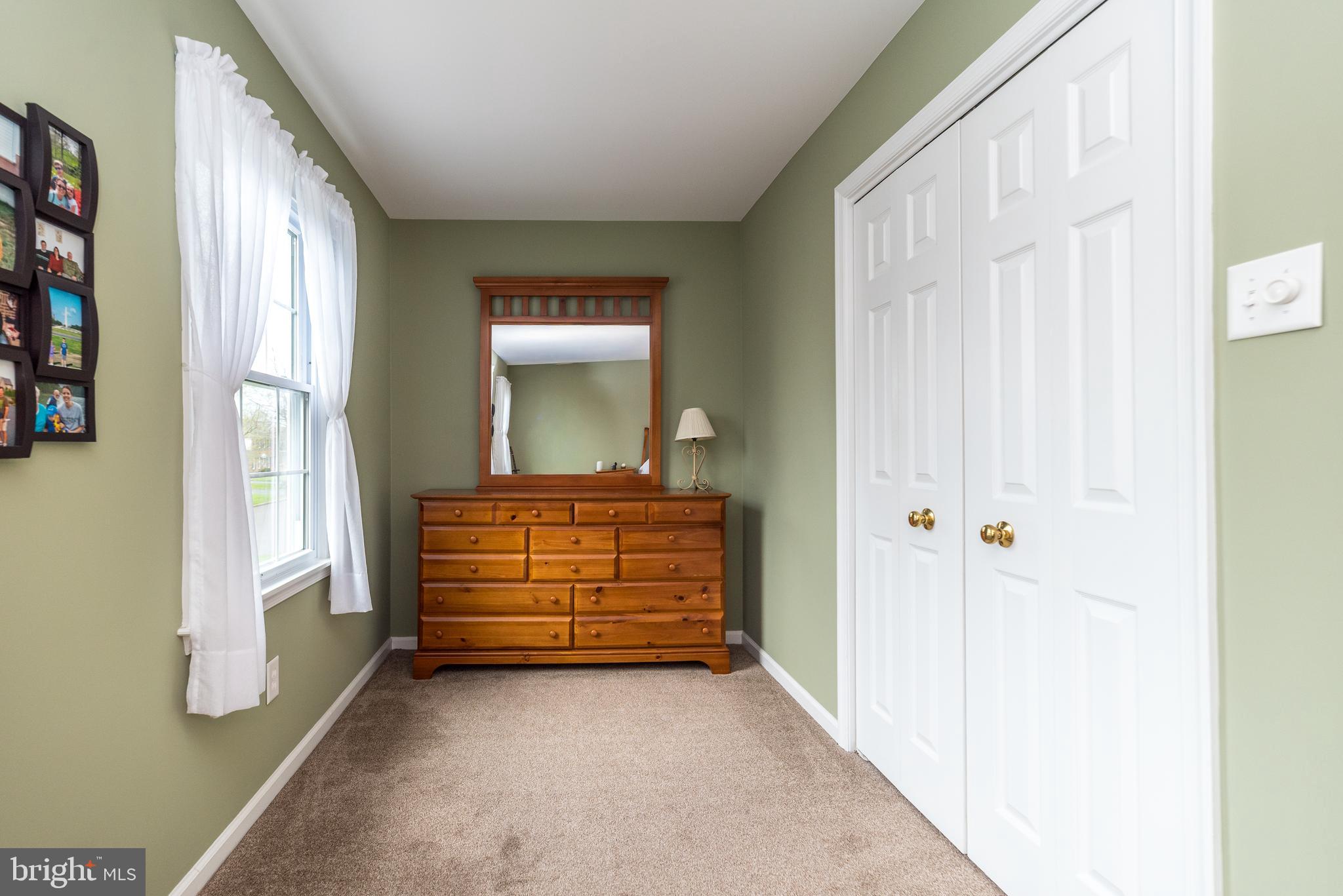 COUNTRY HUNT - Residential