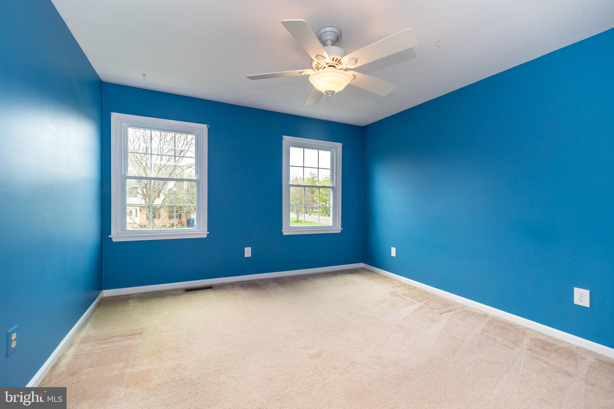 COUNTRY HUNT - Residential