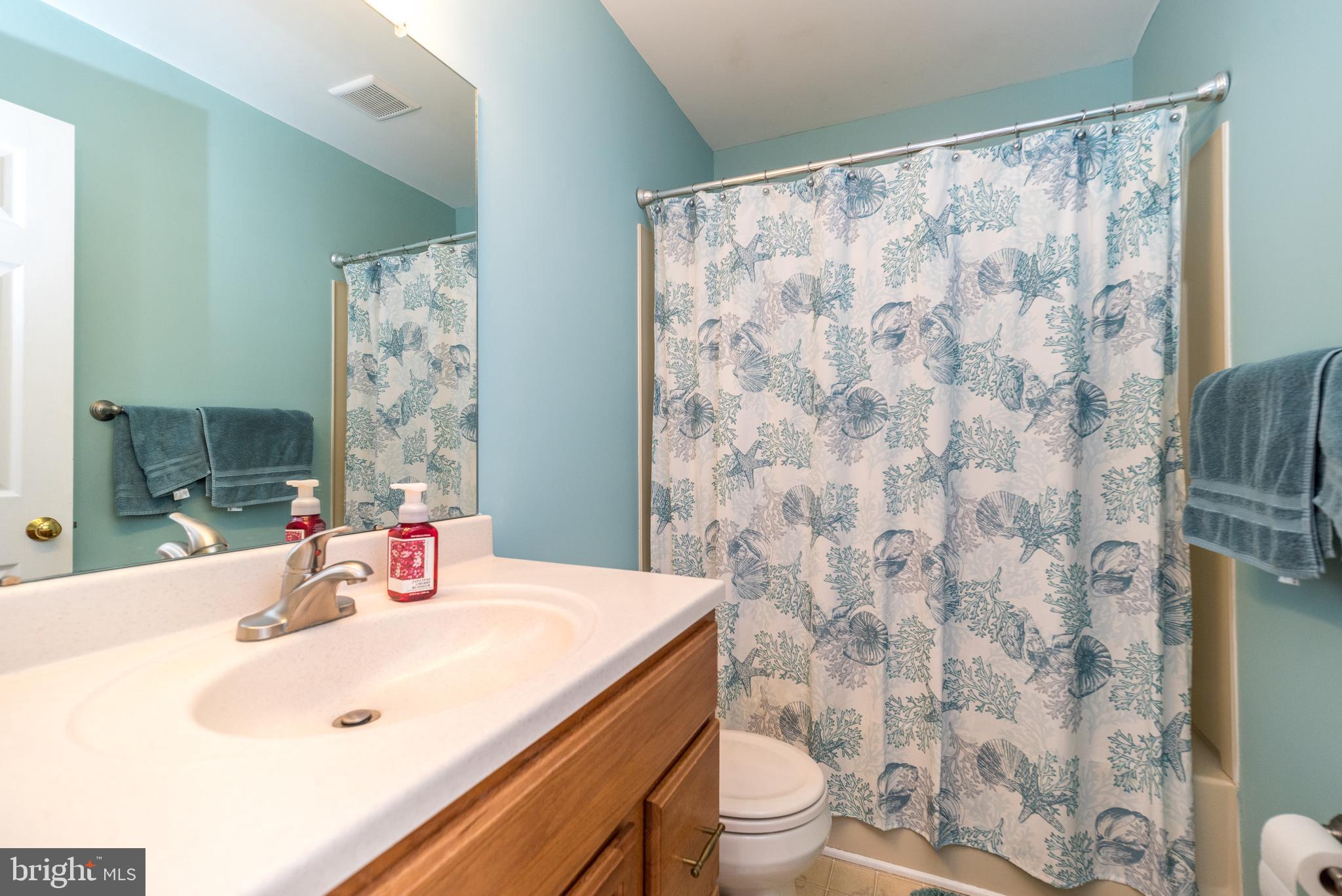 COUNTRY HUNT - Residential