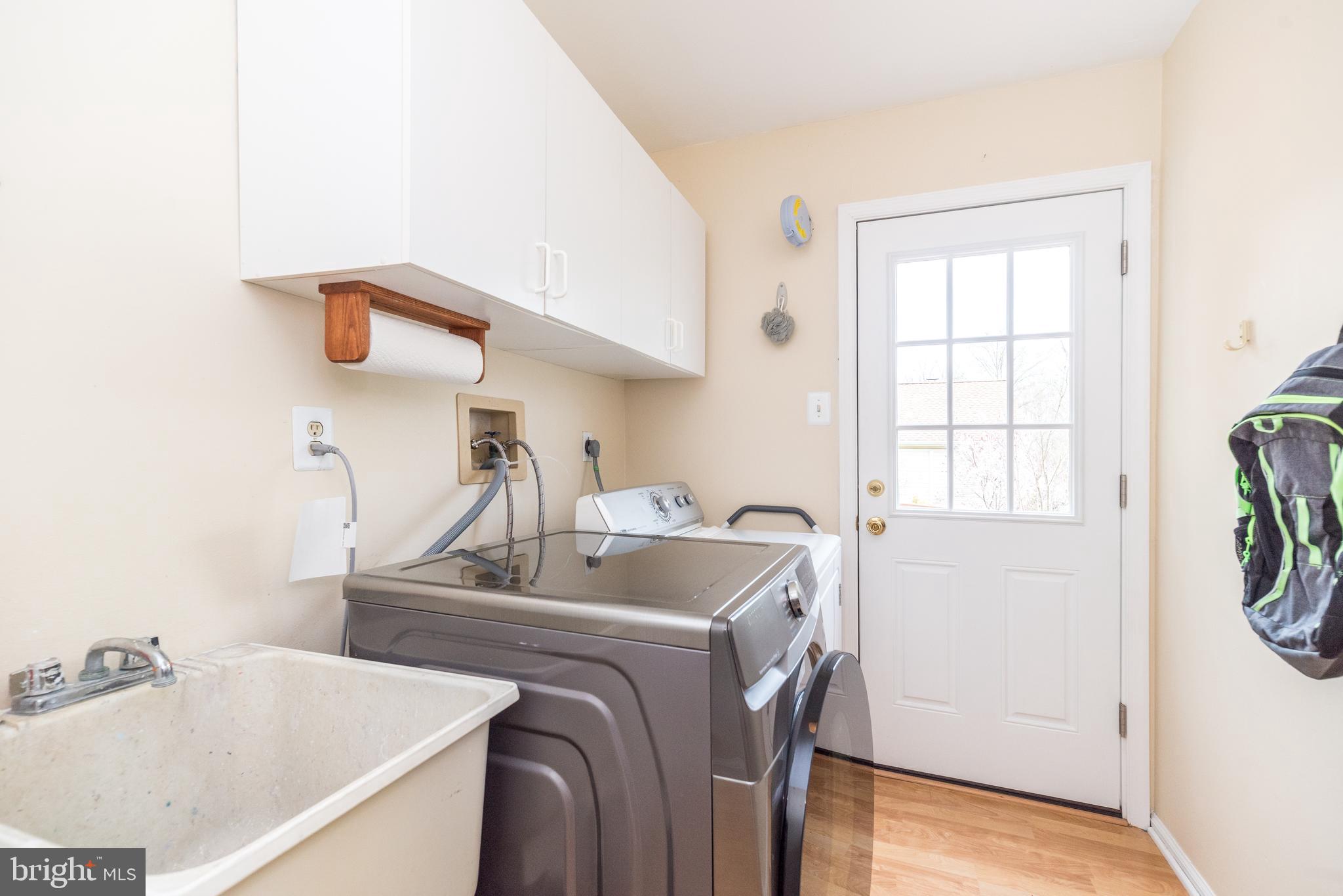 COUNTRY HUNT - Residential