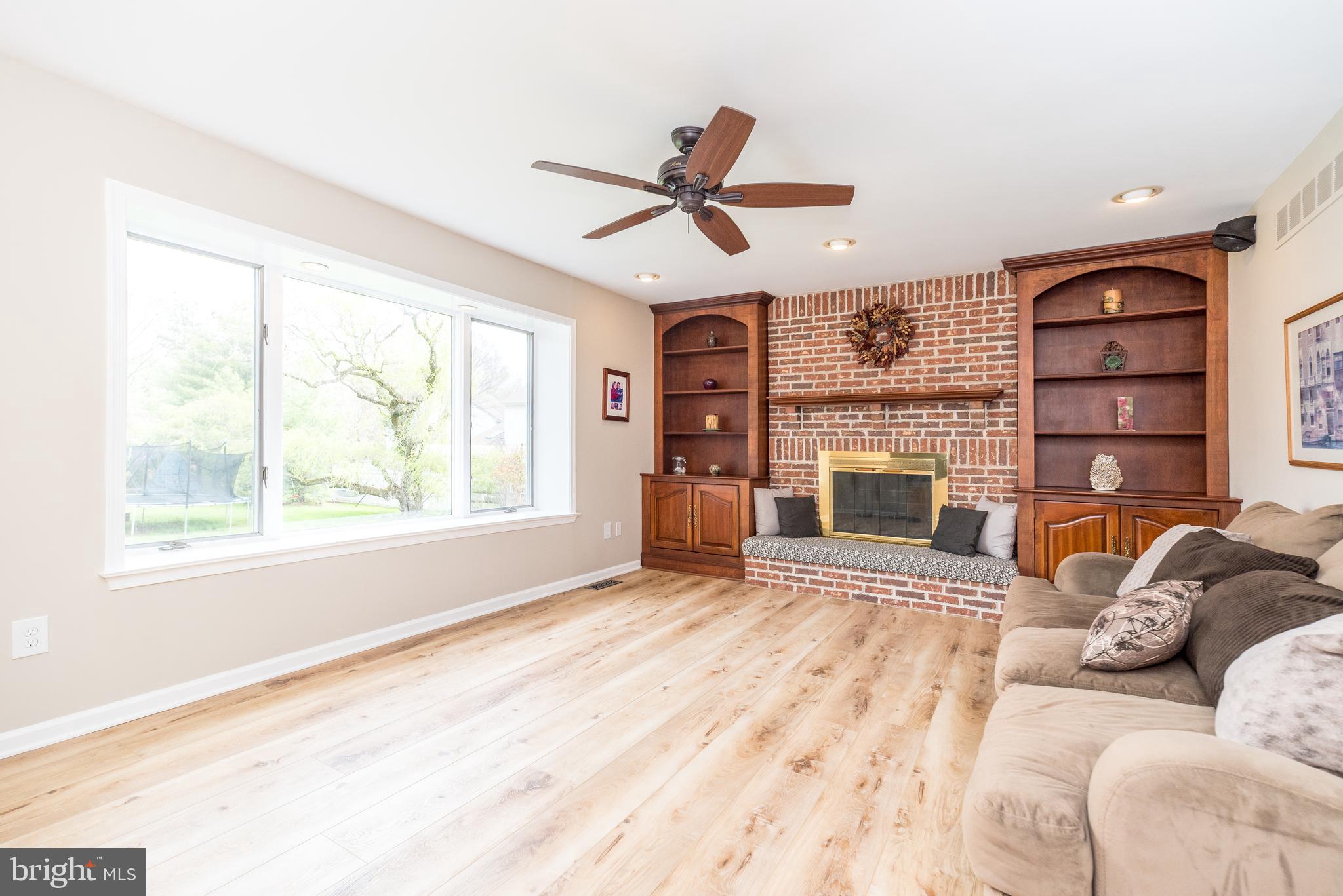 COUNTRY HUNT - Residential