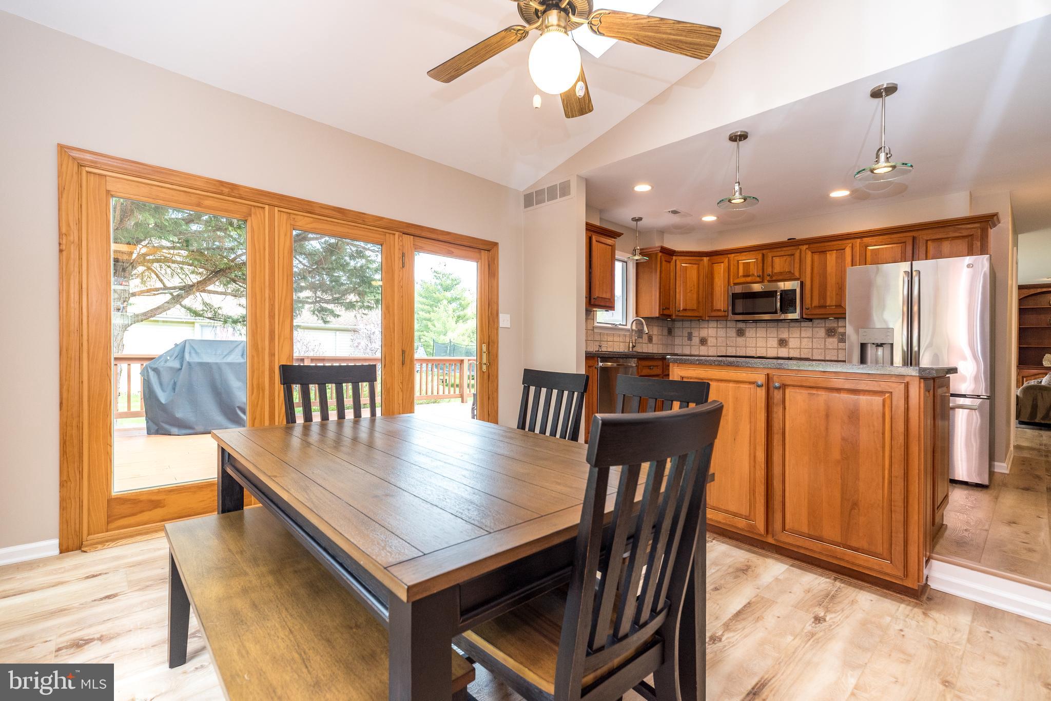 COUNTRY HUNT - Residential