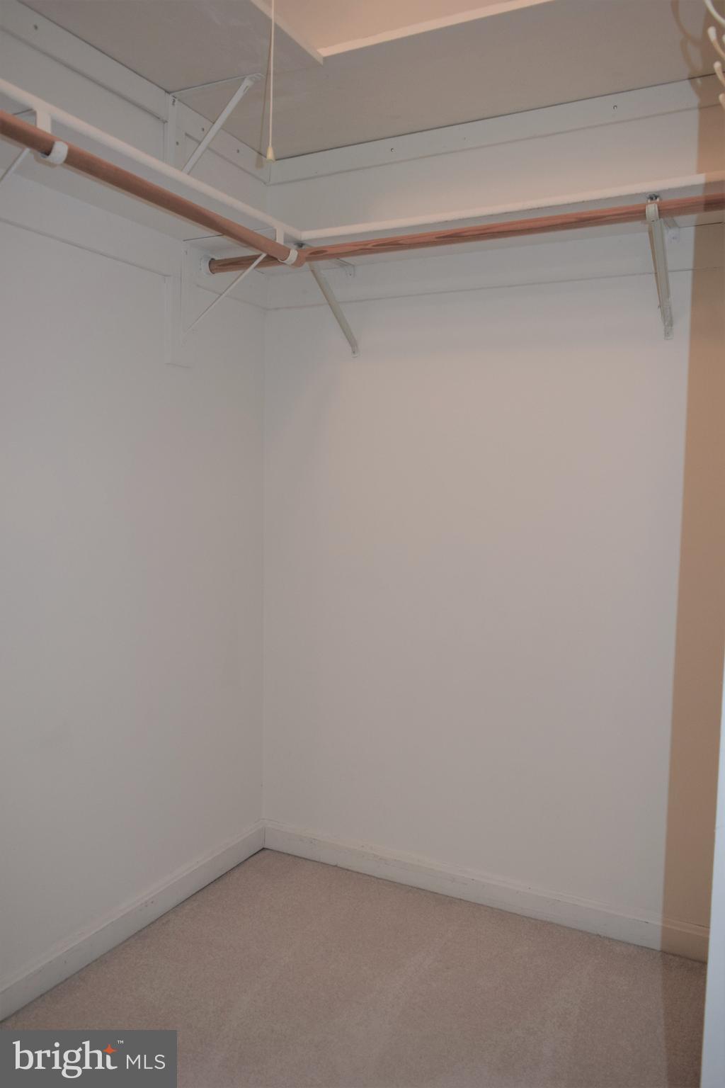 ARMISTEAD PARK - Residential Lease