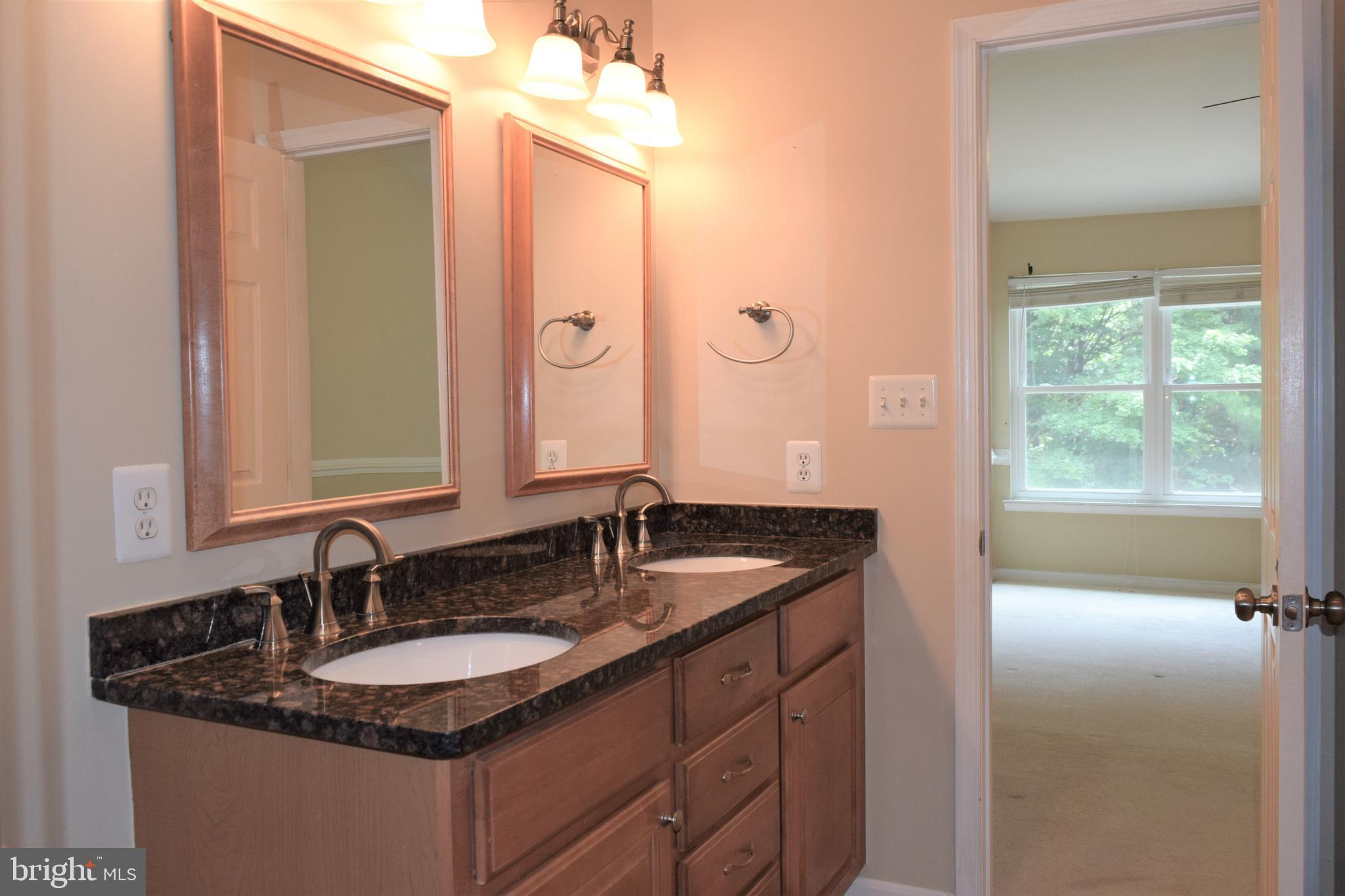 ARMISTEAD PARK - Residential Lease