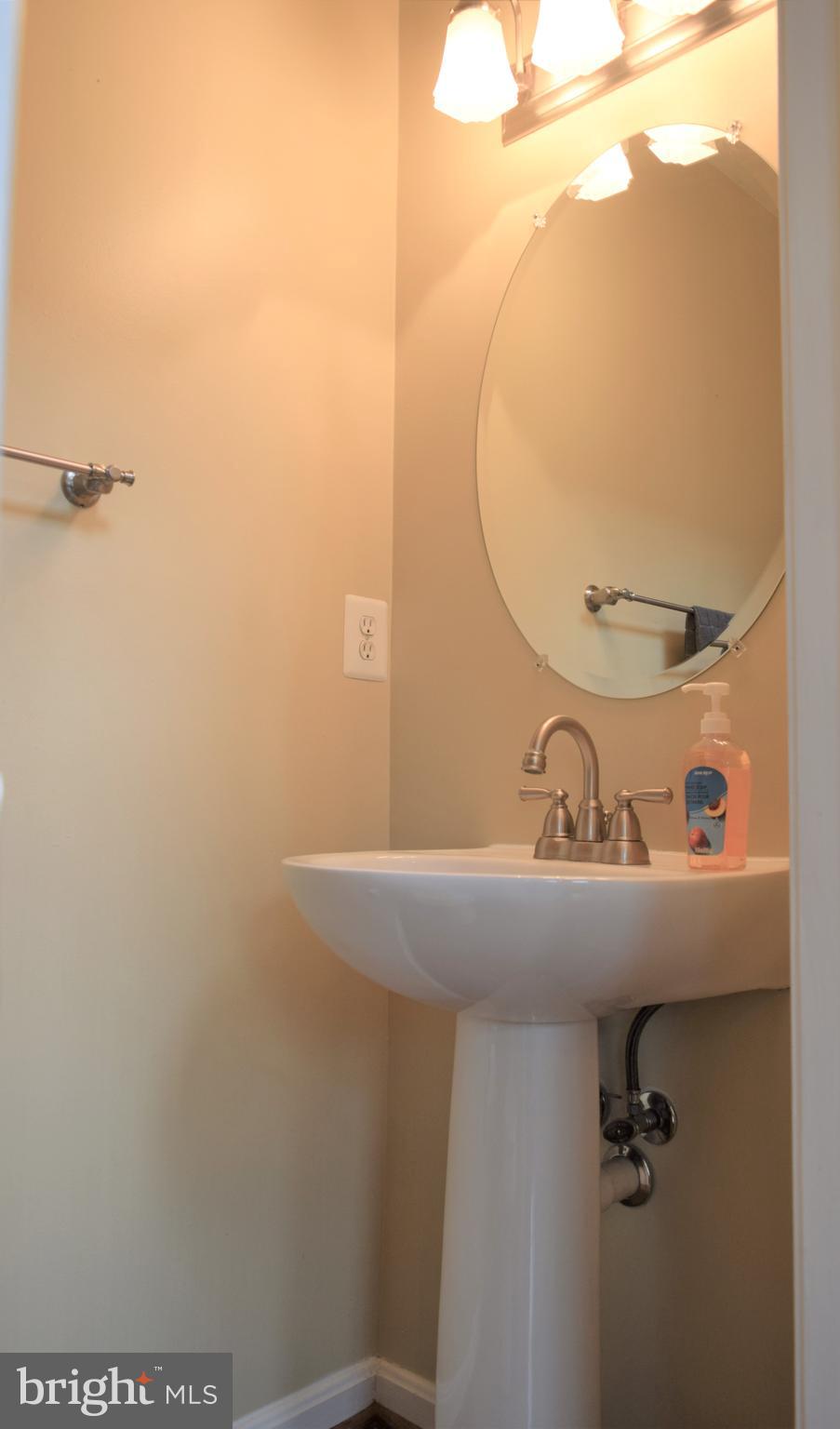 ARMISTEAD PARK - Residential Lease